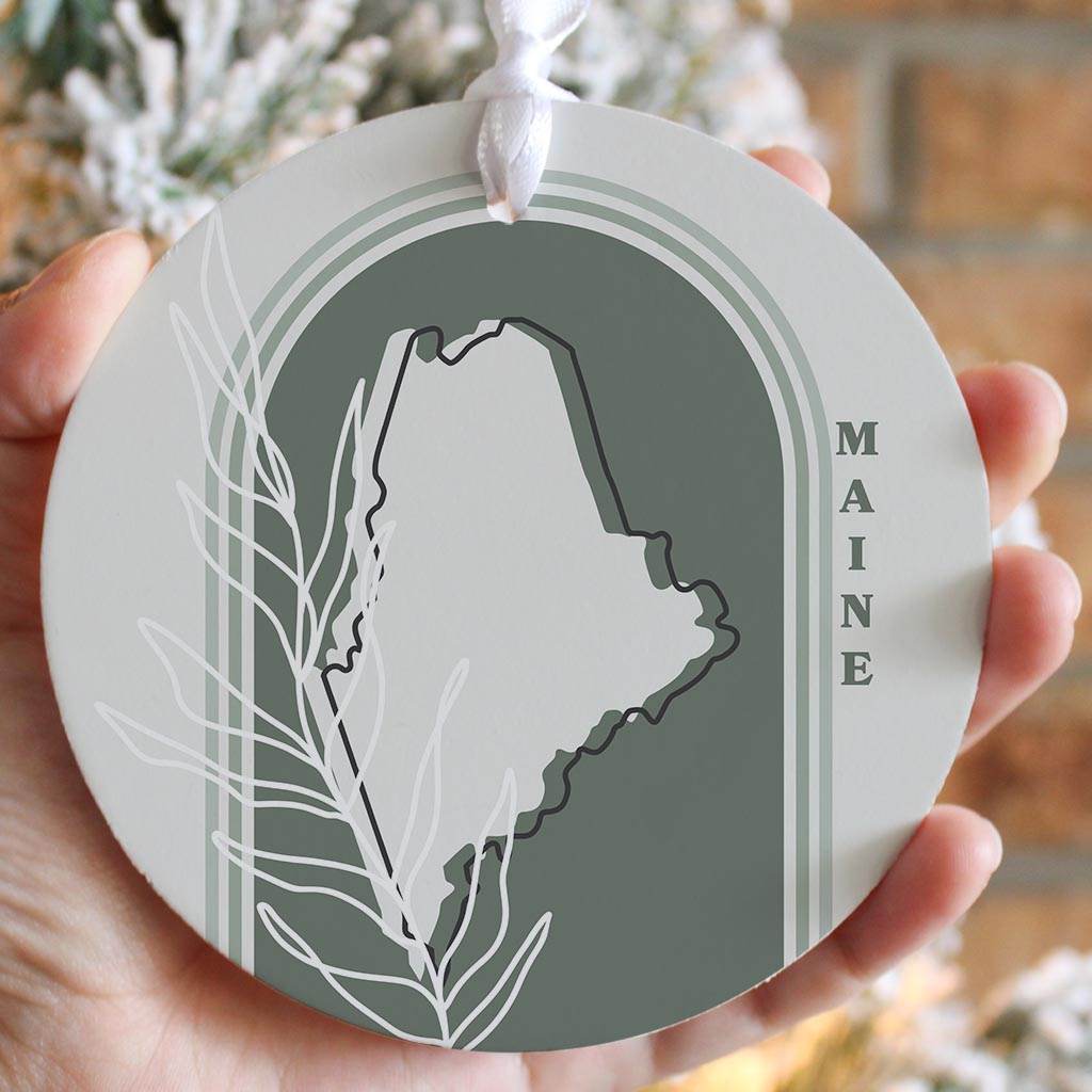 Vintage Groove State With Leaf Maine| Wood Ornament | Eaches | Min 6