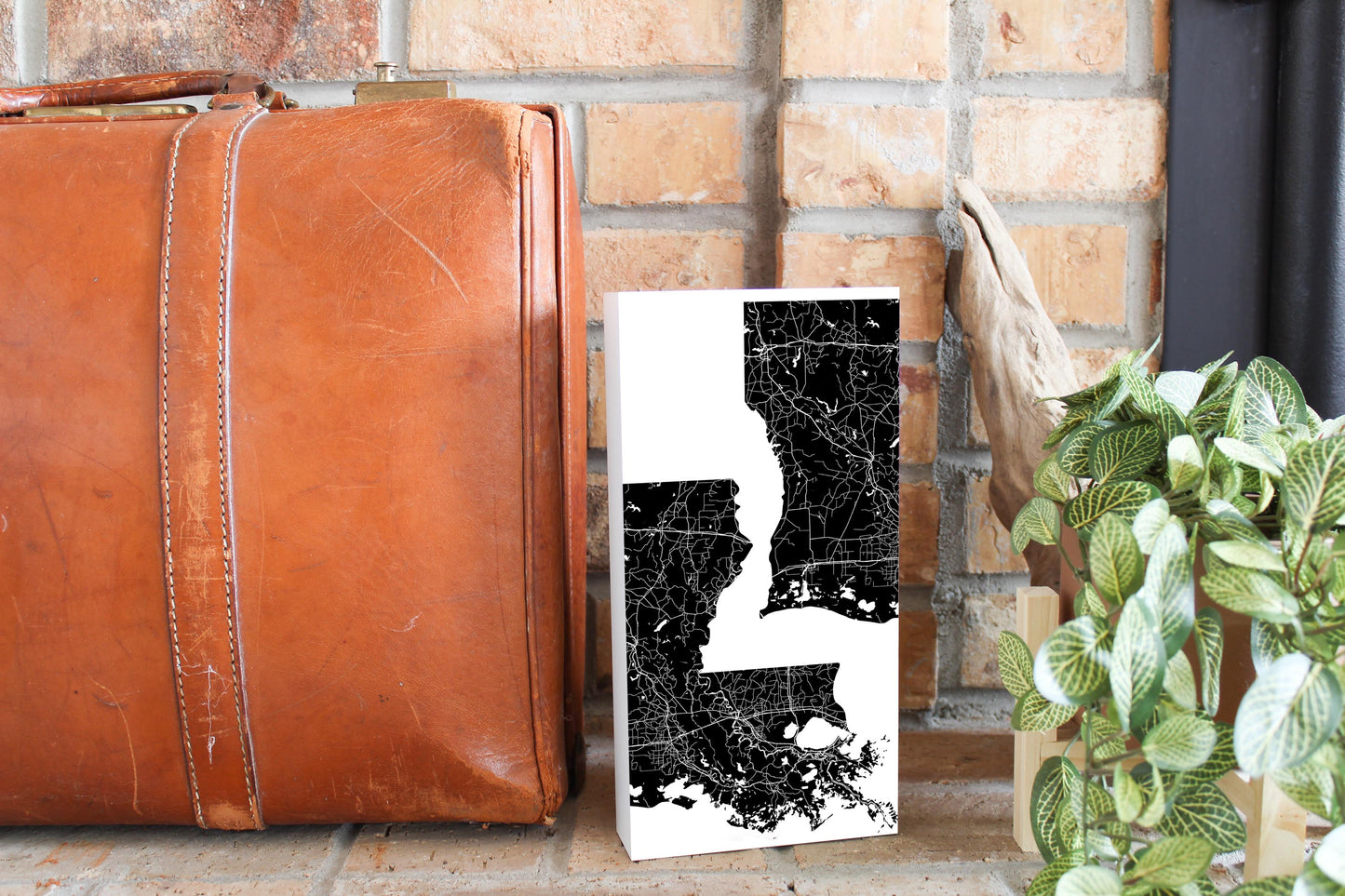 Modern Louisiana State Shape With Map | Wood Block | Eaches | Min 4