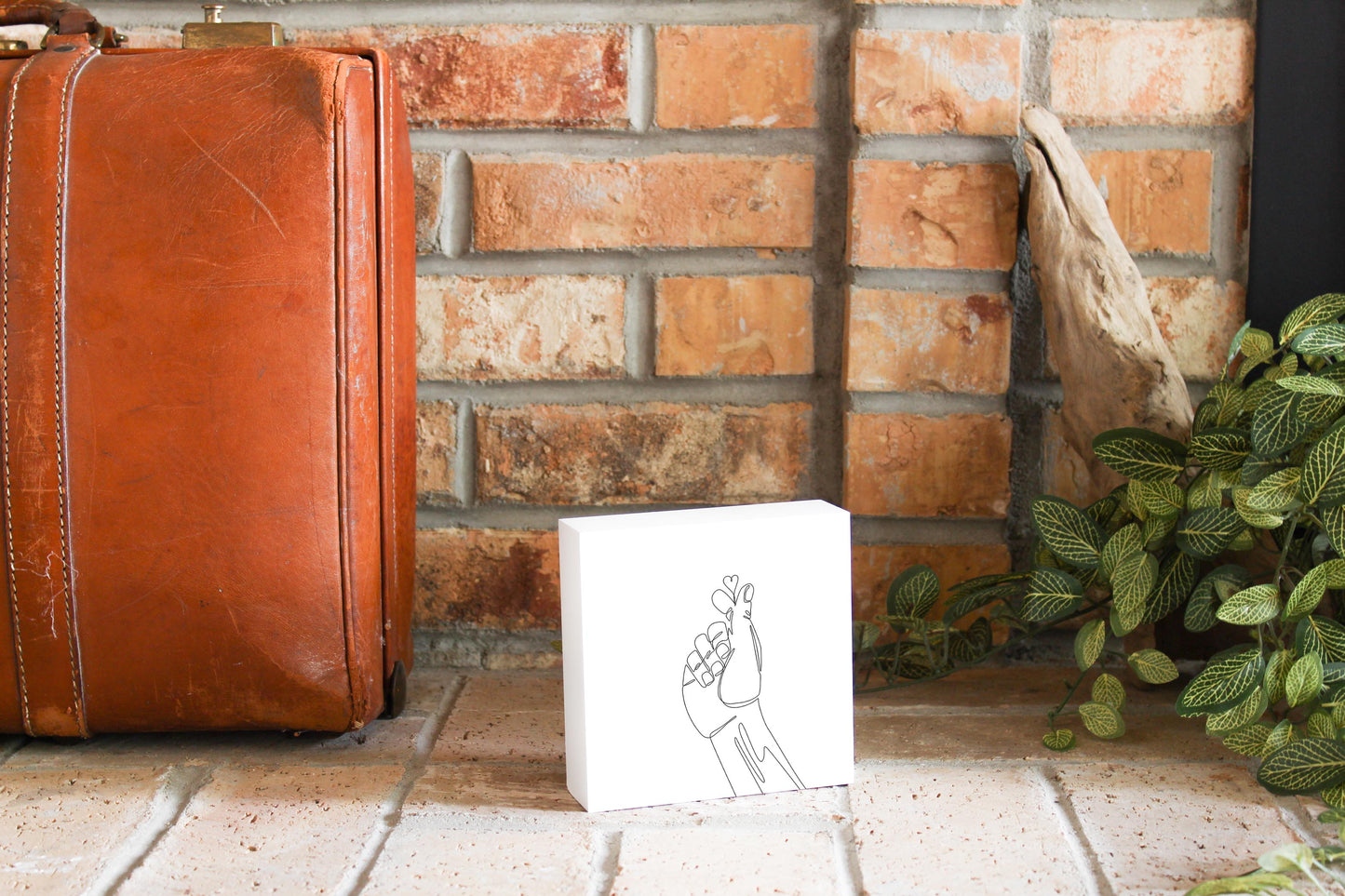 Tiny Heart Hand Sign Line Drawing| Wood Block | Eaches | Min 4
