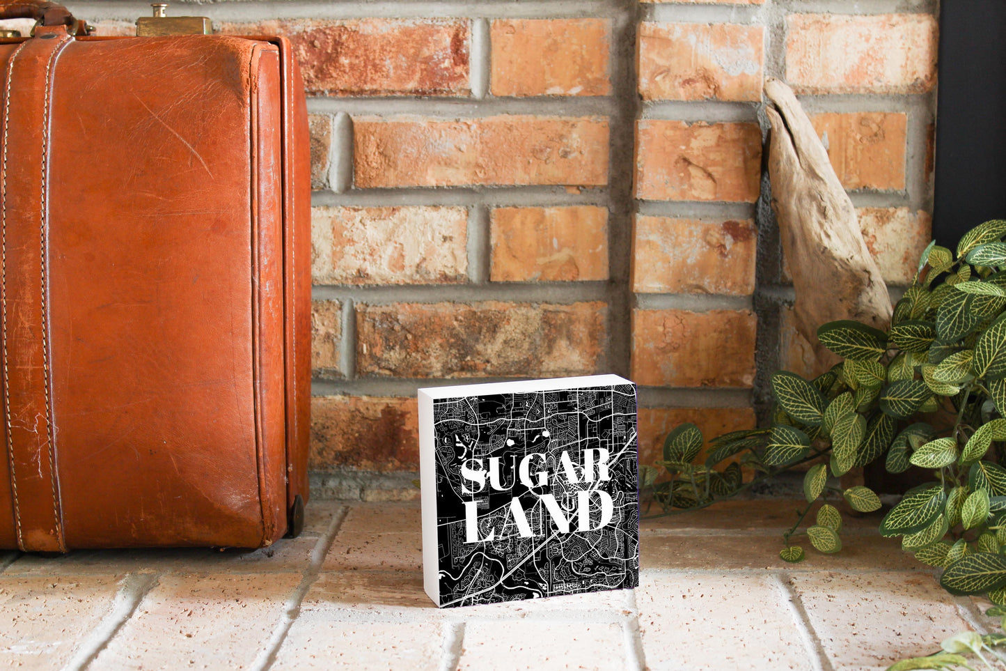Minimalistic B&W Texas Sugarland Map | Wood Block | Eaches | Min 4