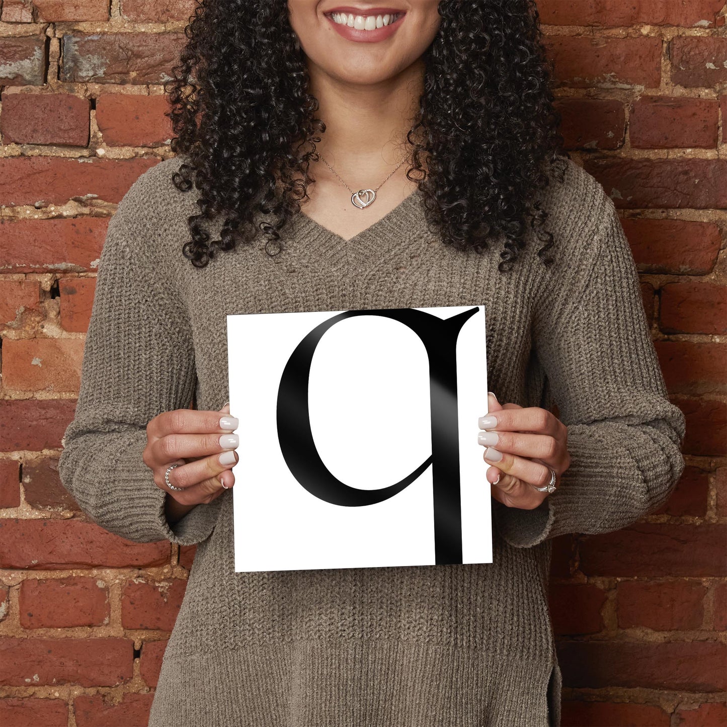Minimal Monogram Q | Hi-Def Glass Art | Eaches | Min 2