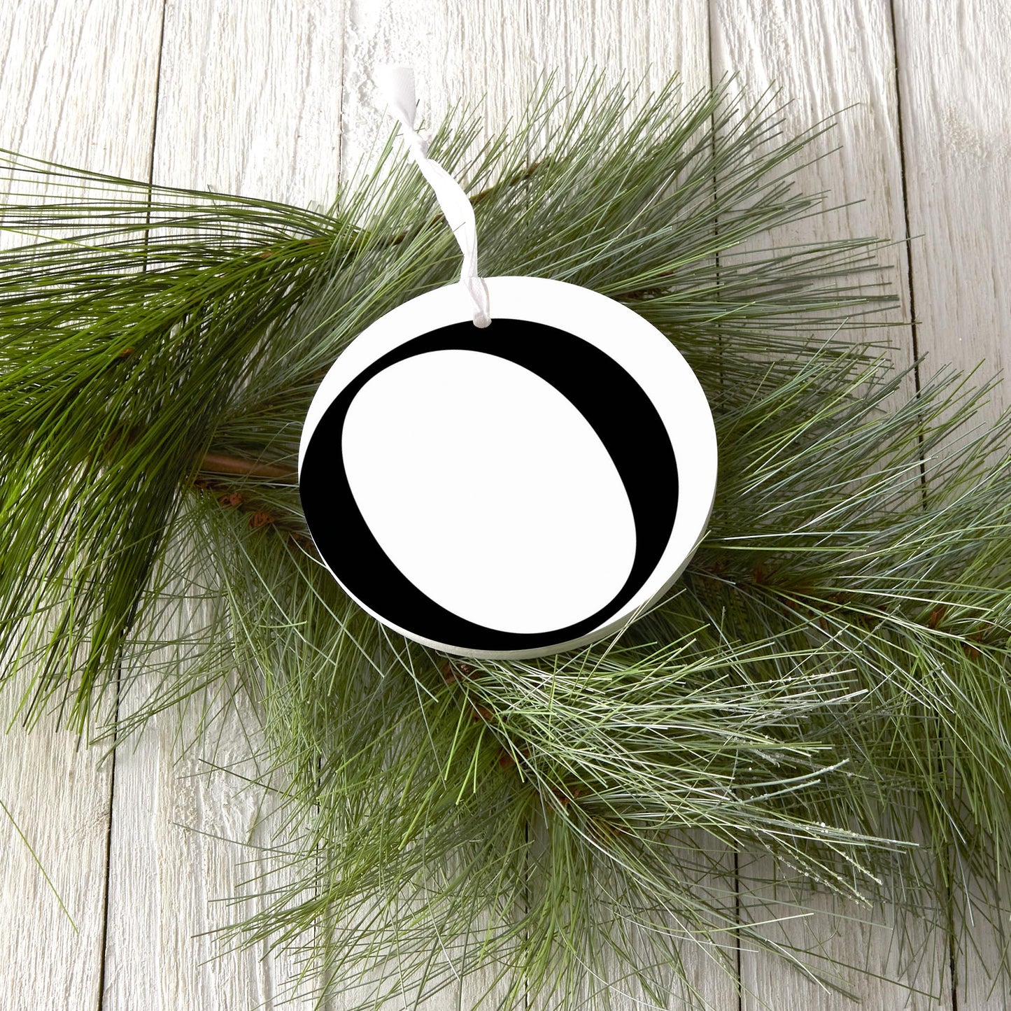 Minimalist Monogram O Circle| Wood Ornament | Eaches | Min 6