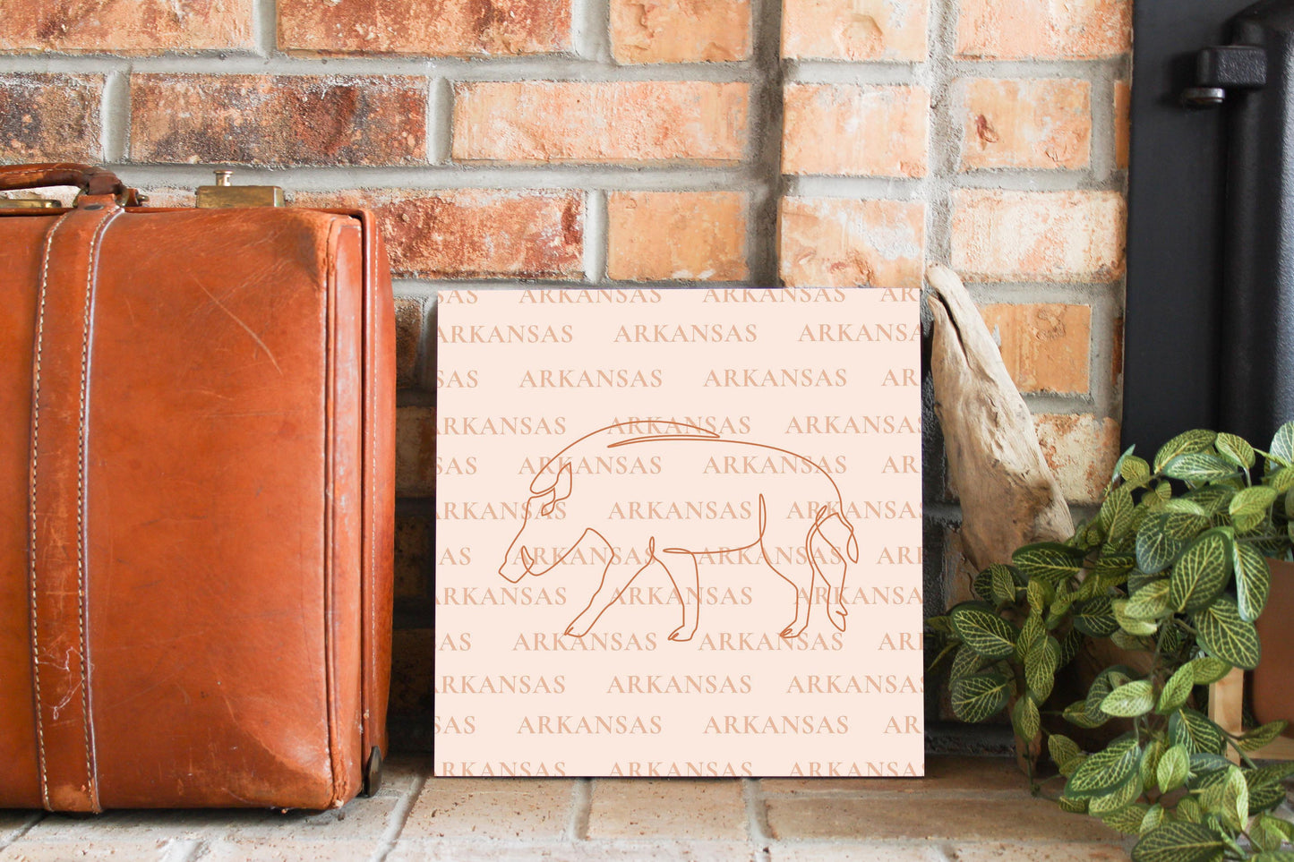 Modern Minimalist Arkansas Hog Line Drawing | Wood Sign | Eaches | Min 2