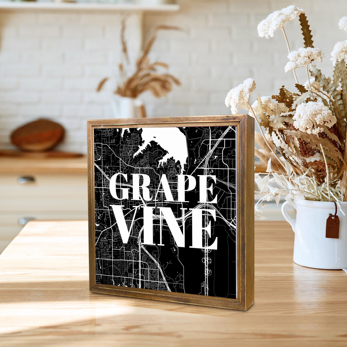 Minimalistic B&W Texas Grapevine Map | Wood Sign | Eaches | Min 1