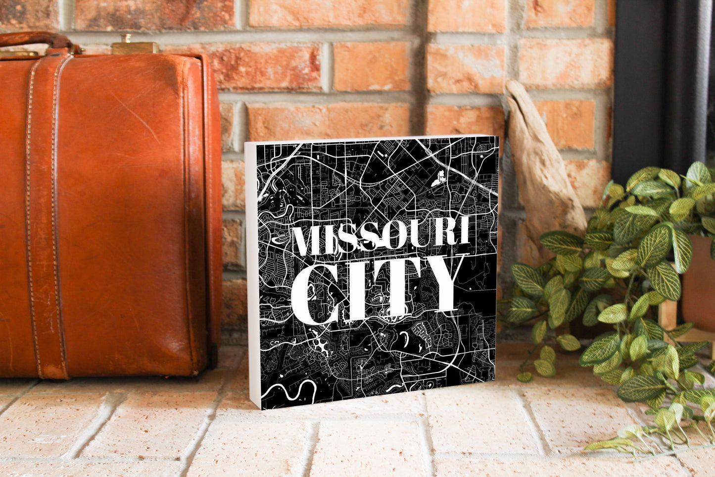 Minimalistic B&W Texas Missouri City Map | Wood Block | Eaches | Min 2
