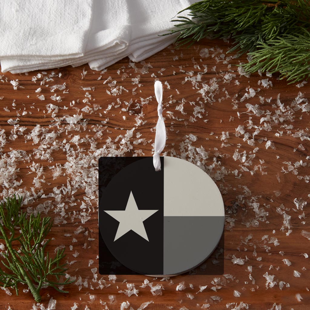 Minimalistic B&W Texas State Flag | Wood Ornament | Eaches | Min 6