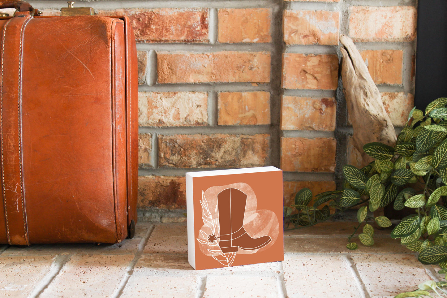 Modern Minimalist Texas Cowboy Boot | Wood Block | Eaches | Min 4