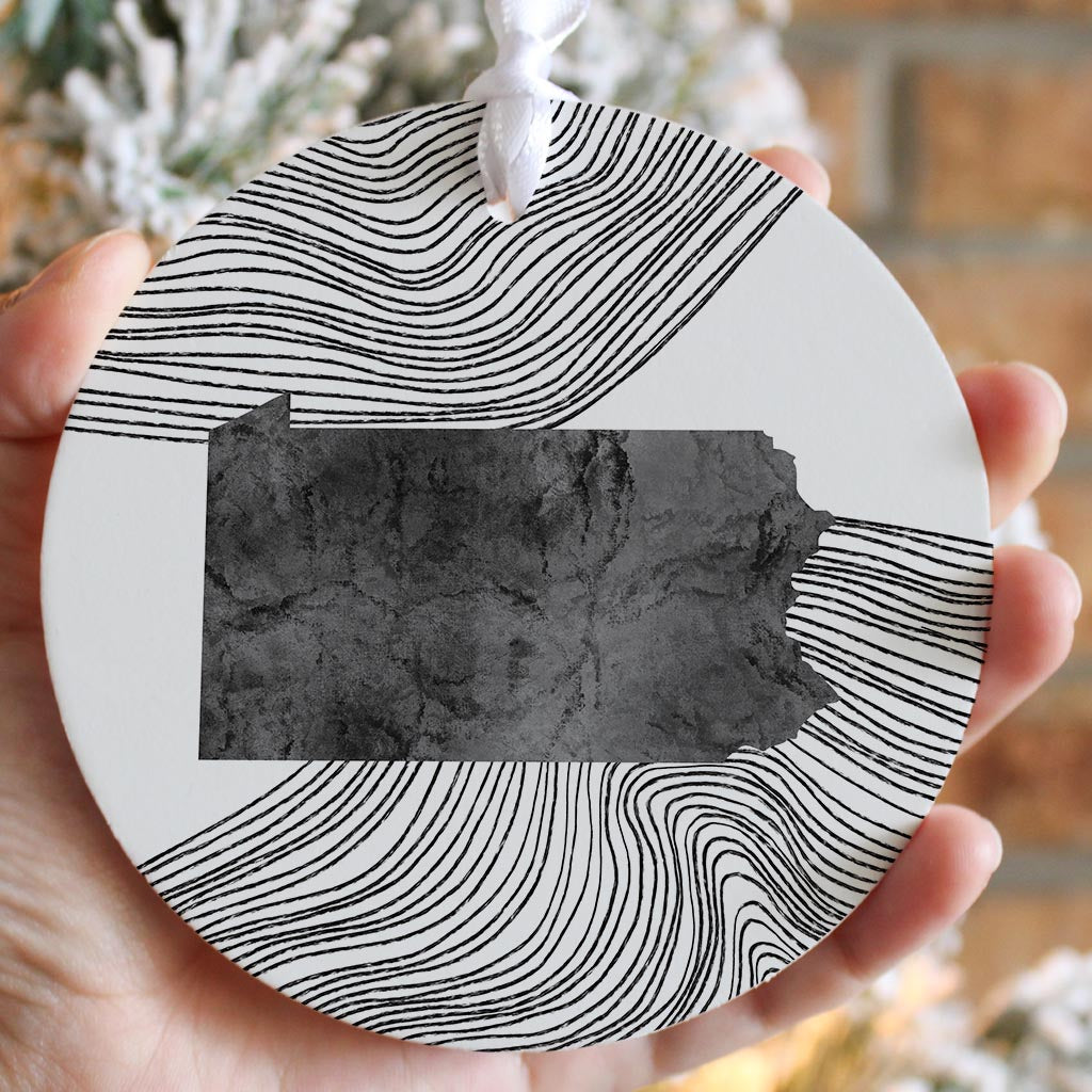 Minimalistic B&W Pennsylvania Shape Fluid Lines| Wood Ornament | Eaches | Min 6