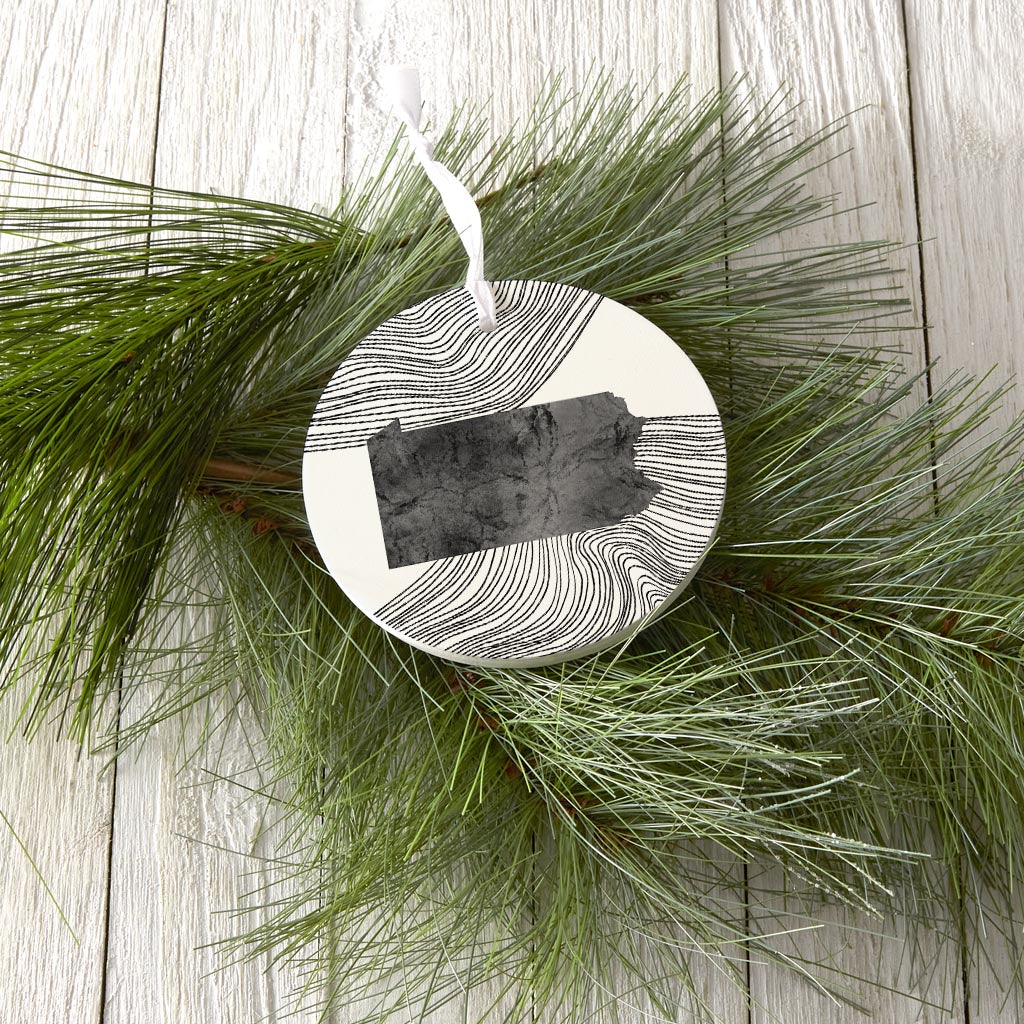 Minimalistic B&W Pennsylvania Shape Fluid Lines| Wood Ornament | Eaches | Min 6