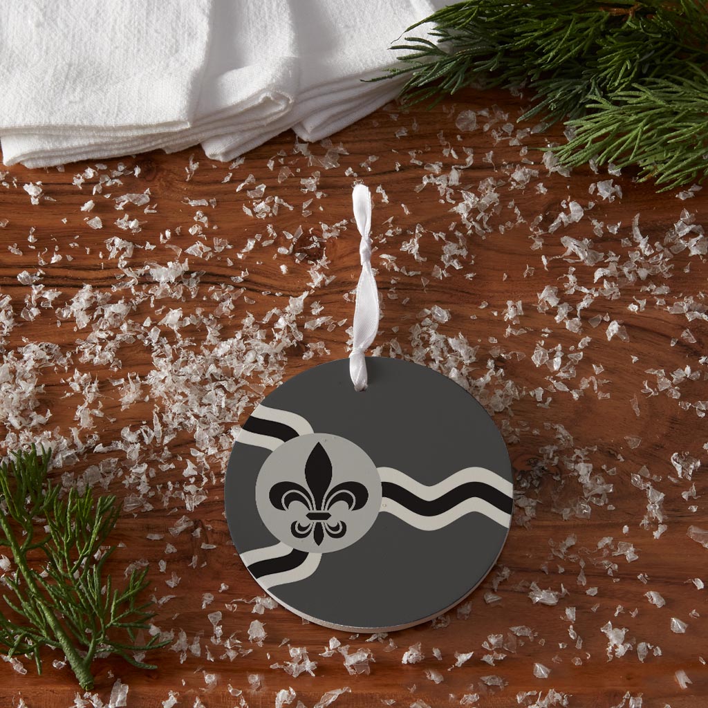 Minimalist B&W Missouri St Louis Flag| Wood Ornament | Eaches | Min 6