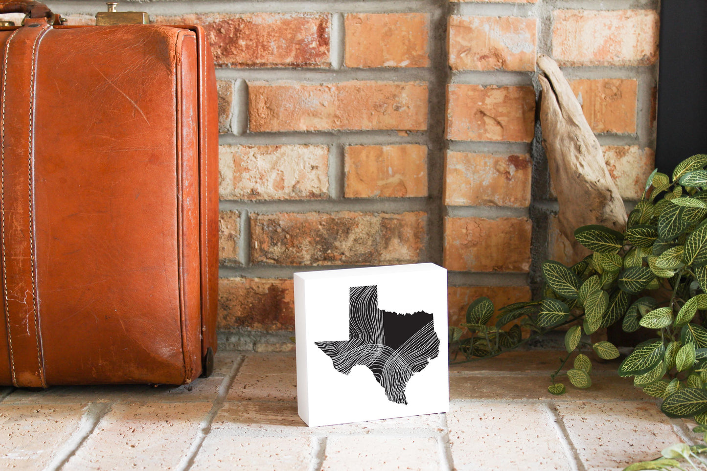 Modern Texas State Shape With Fluid Lines | Wood Block | Eaches | Min 4