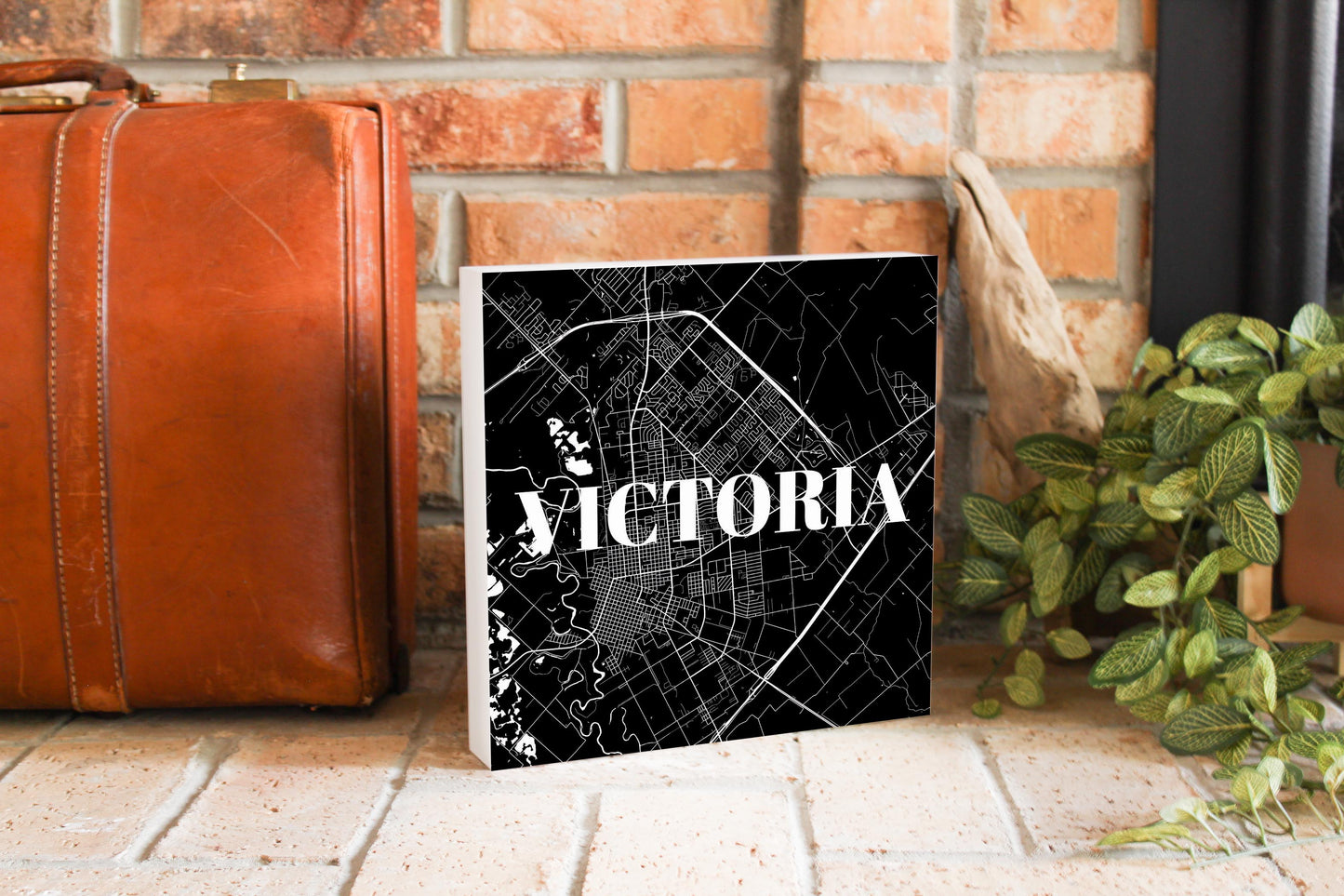 Minimalistic B&W Texas Victoria Map | Wood Block | Eaches | Min 2