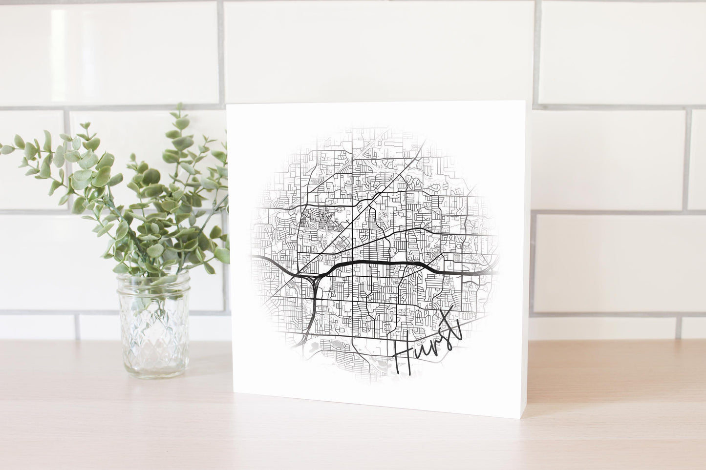 Minimalistic B&W Texas Hurst Circle Map | Wood Block | Eaches | Min 2