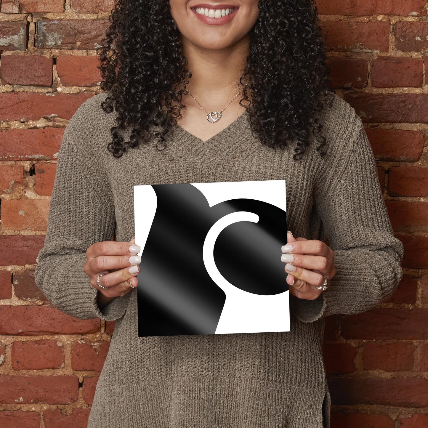 Fun Chunky Monogram R | Hi-Def Glass Art | Eaches | Min 2