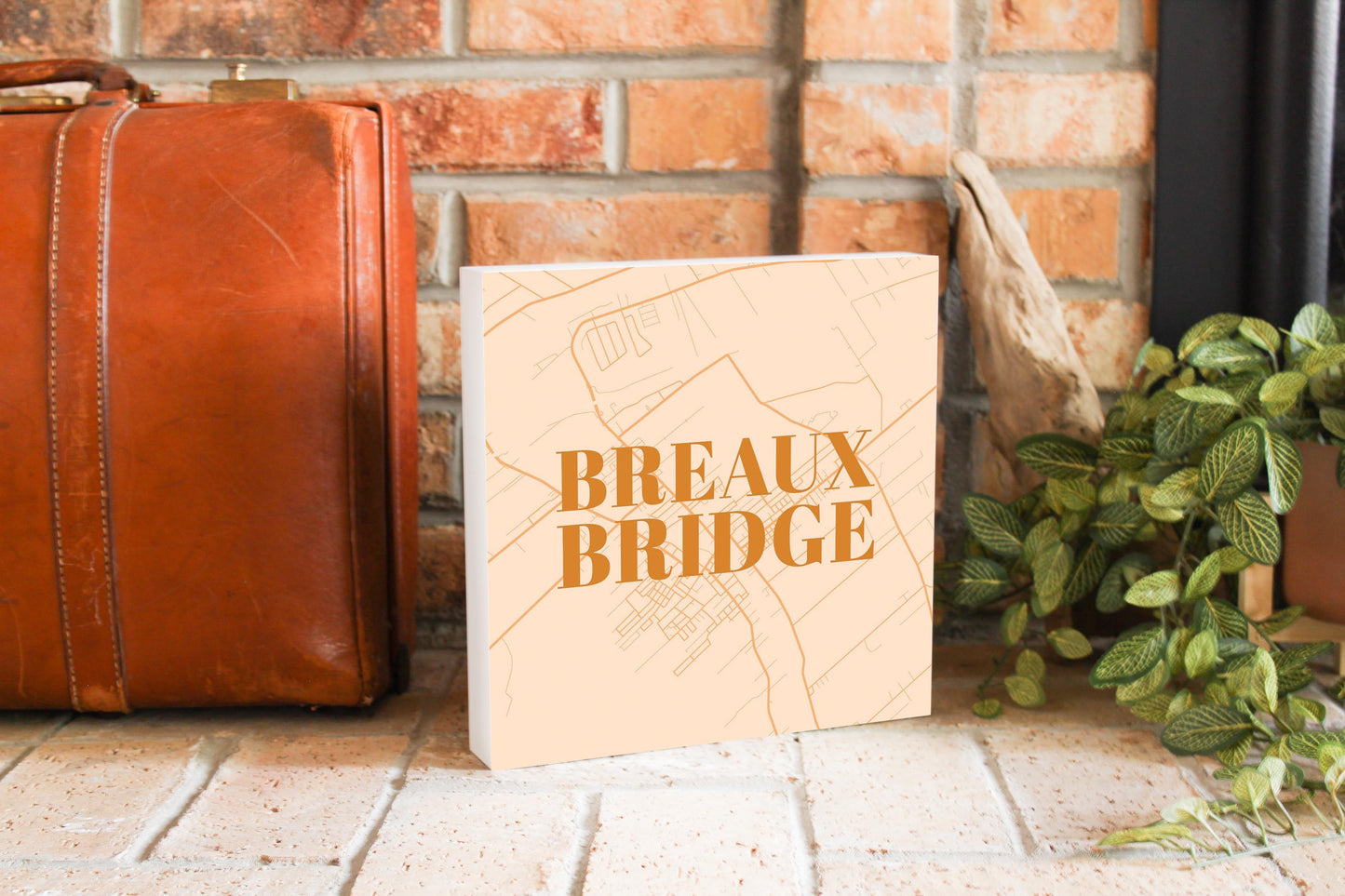 Modern Minimalist Louisiana Breaux Bridge Map | Wood Block | Eaches | Min 2