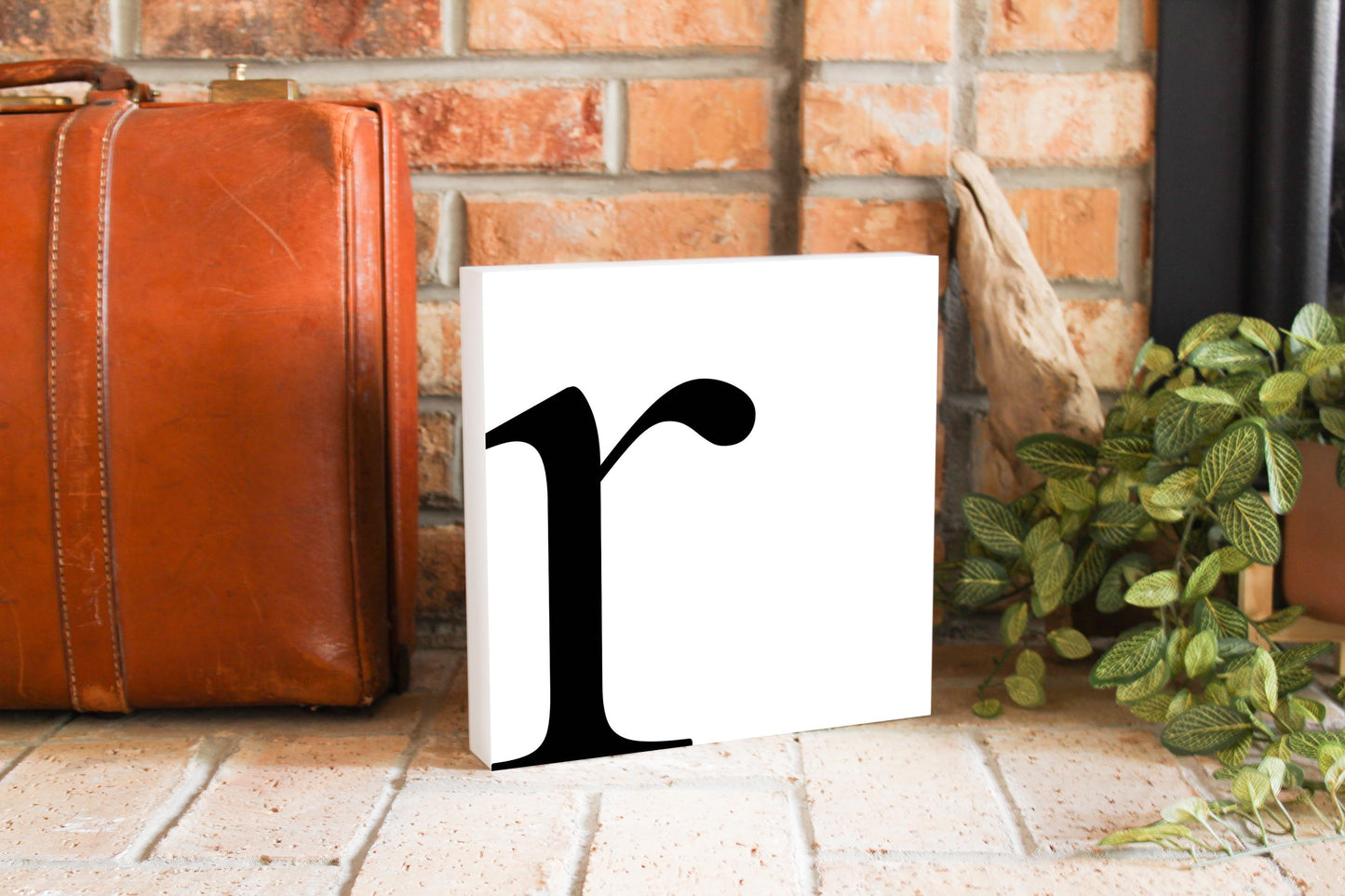 Minimal Monogram R | Wood Block | Eaches | Min 2