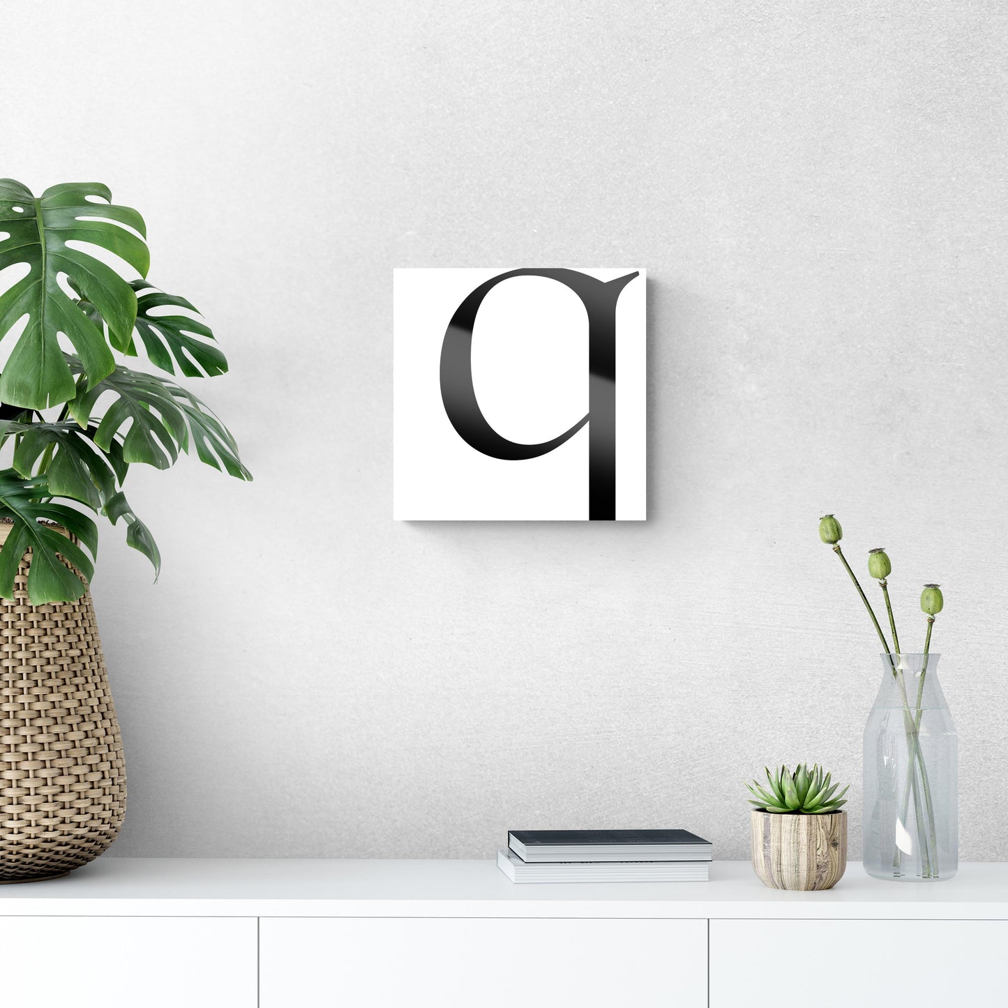 Minimal Monogram Q | Hi-Def Glass Art | Eaches | Min 1