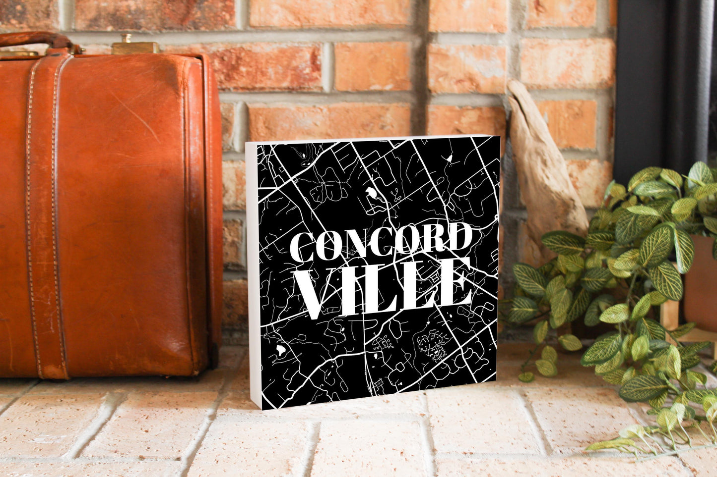 Minimalistic B&W Pennsylvania Concordville Map | Wood Block | Eaches | Min 2