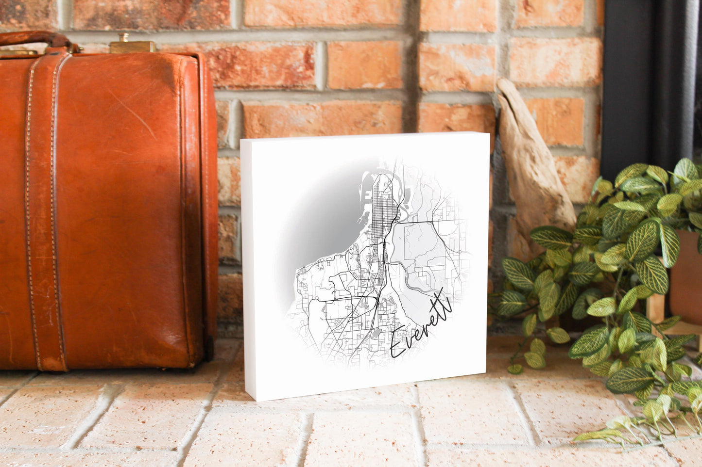 Minimalistic B&W Washington Everett Circle Map | Wood Block | Eaches | Min 2