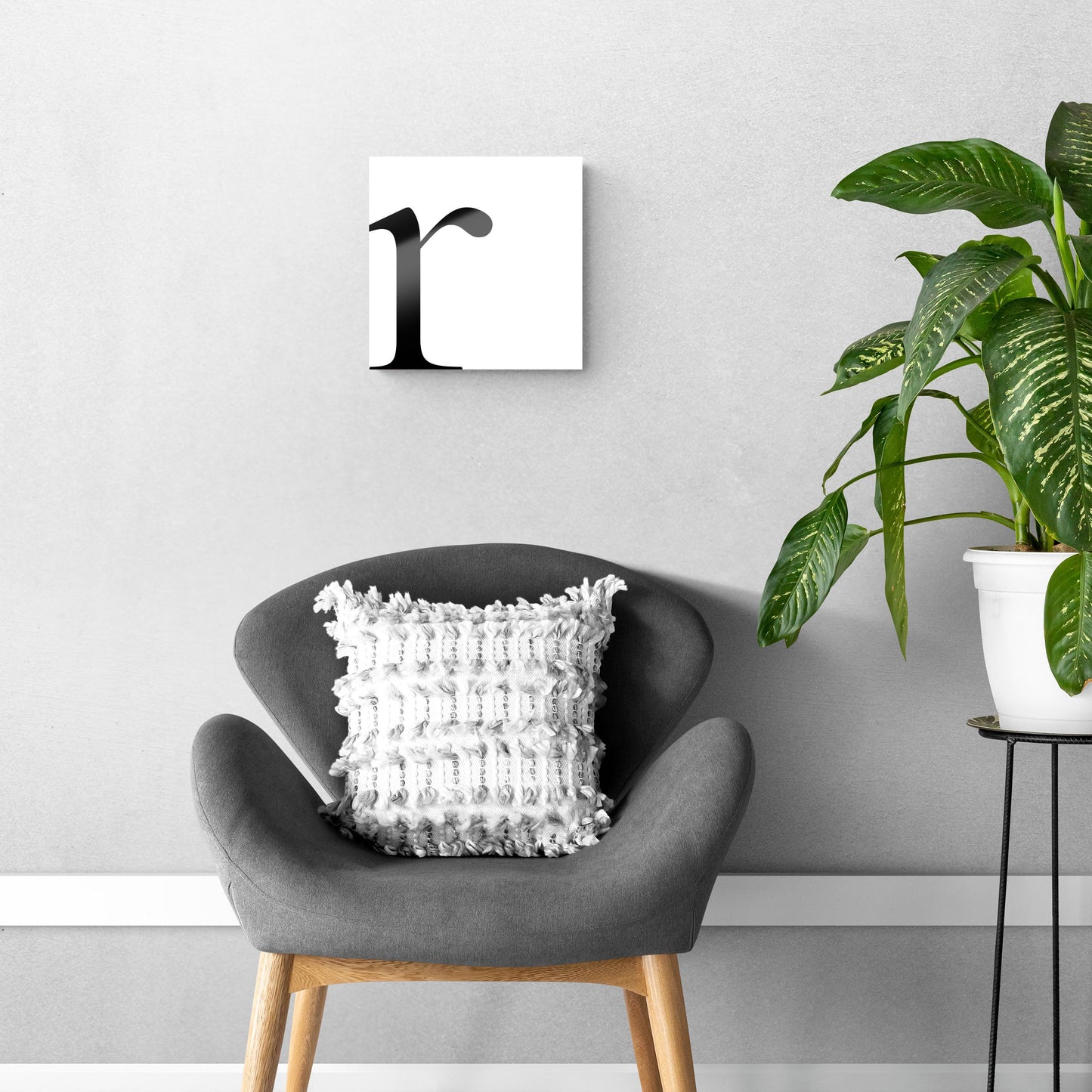 Minimal Monogram R | Hi-Def Glass Art | Eaches | Min 1