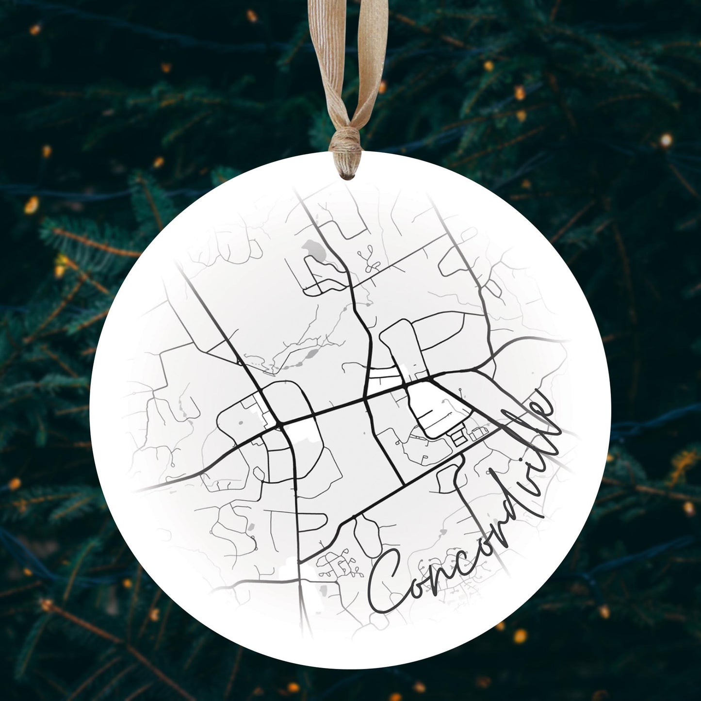 Minimalistic B&W Pennsylvania Concordville Circle Map | Wood Ornament | Eaches | Min 1