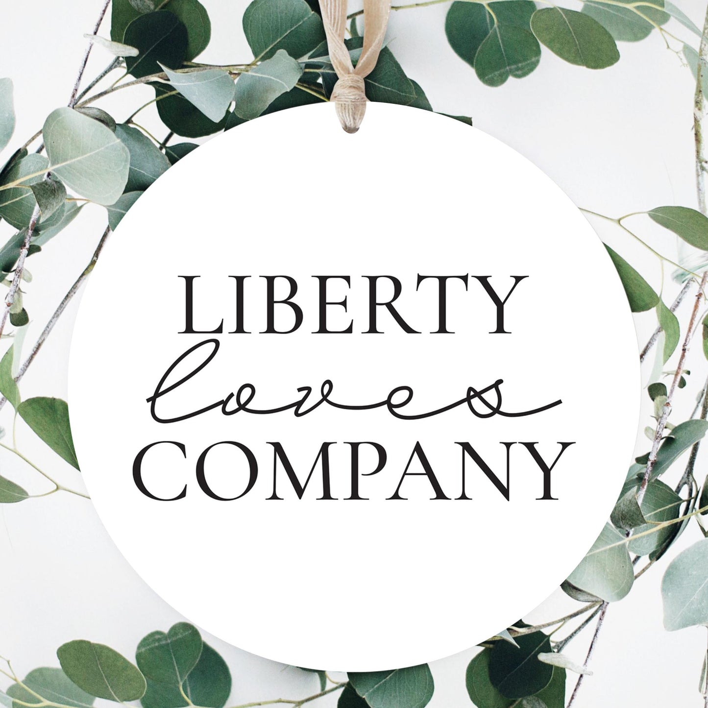 Minimalistic B&W Pennsylvania Liberty Quip | Wood Ornament | Eaches | Min 1