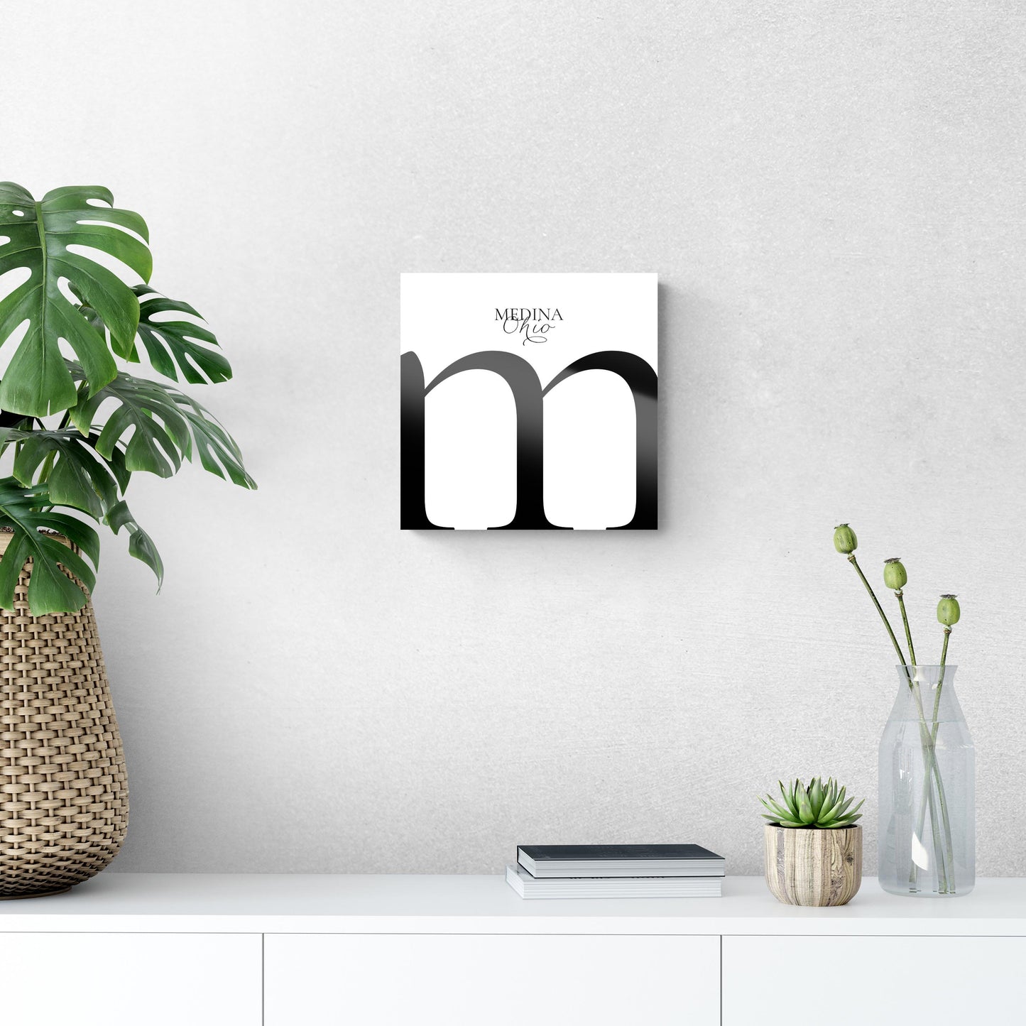 Medina Oh Minimal Monogram | Hi-Def Glass Art | Eaches | Min 1