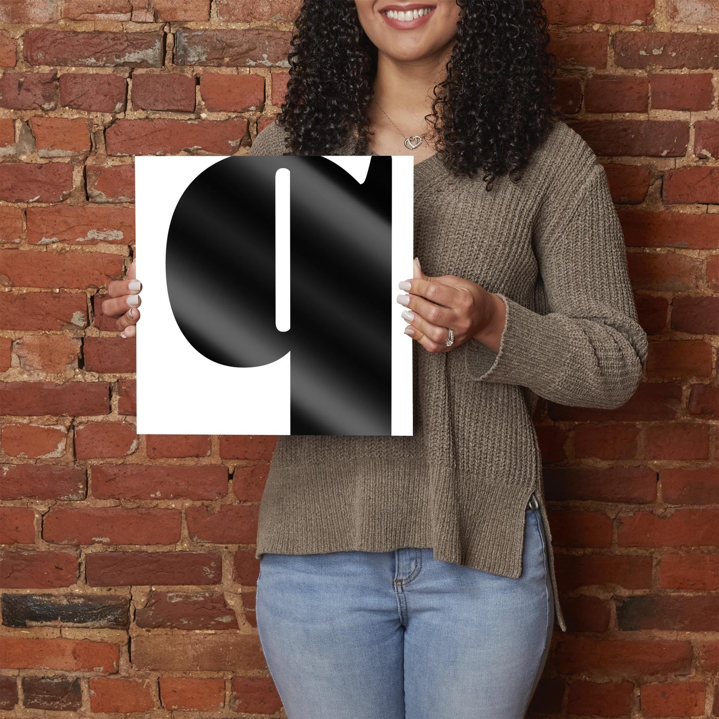 Fun Chunky Monogram Q | Hi-Def Glass Art | Eaches | Min 1