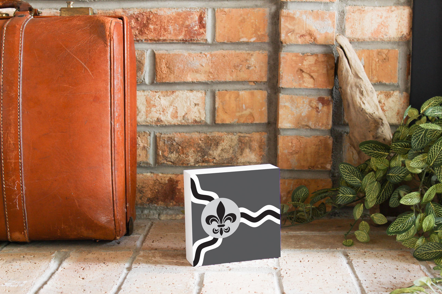 Minimalist B&W Missouri St Louis Flag | Wood Block | Eaches | Min 4