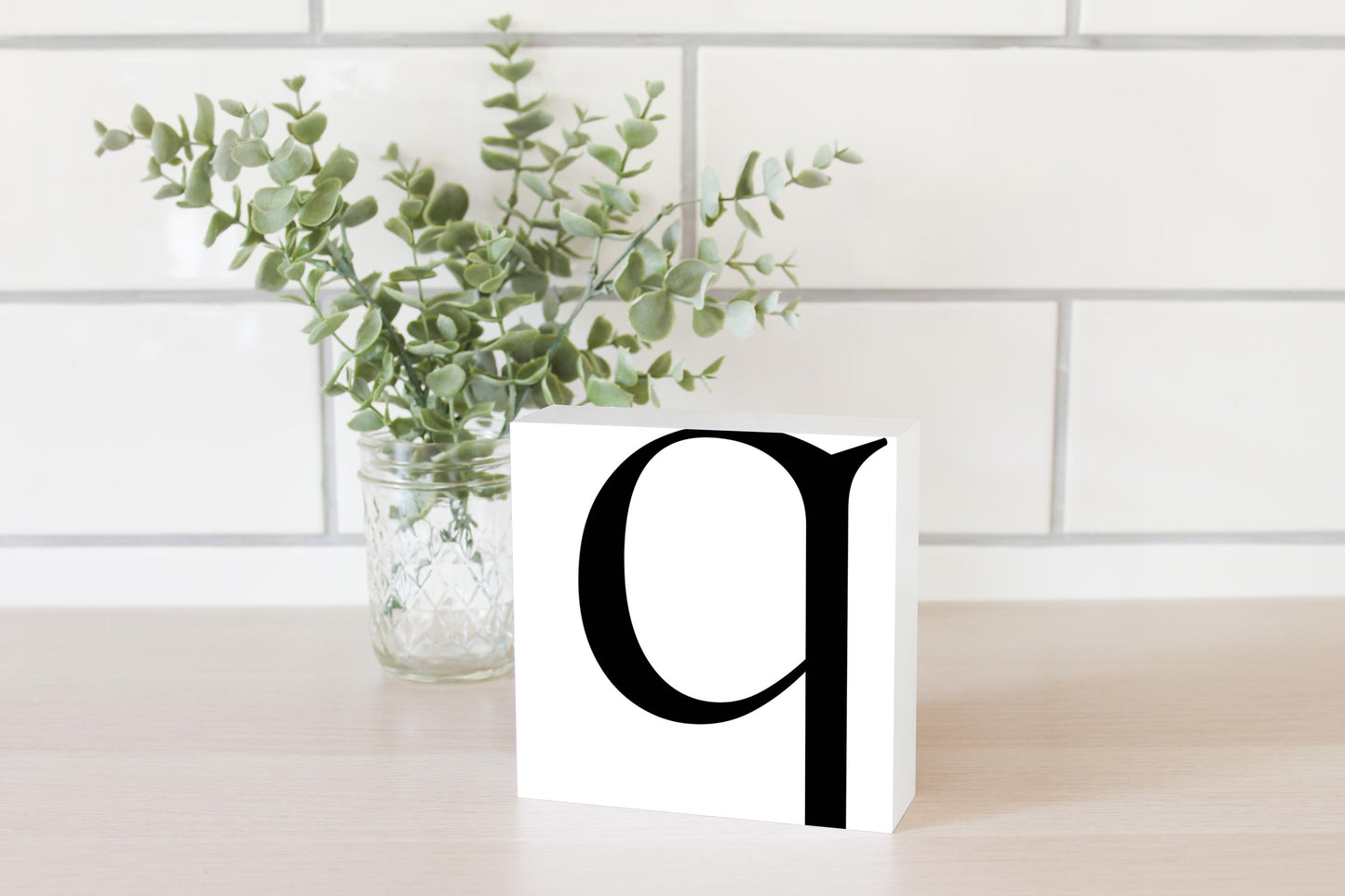 Minimal Monogram Q | Wood Block | Eaches | Min 4