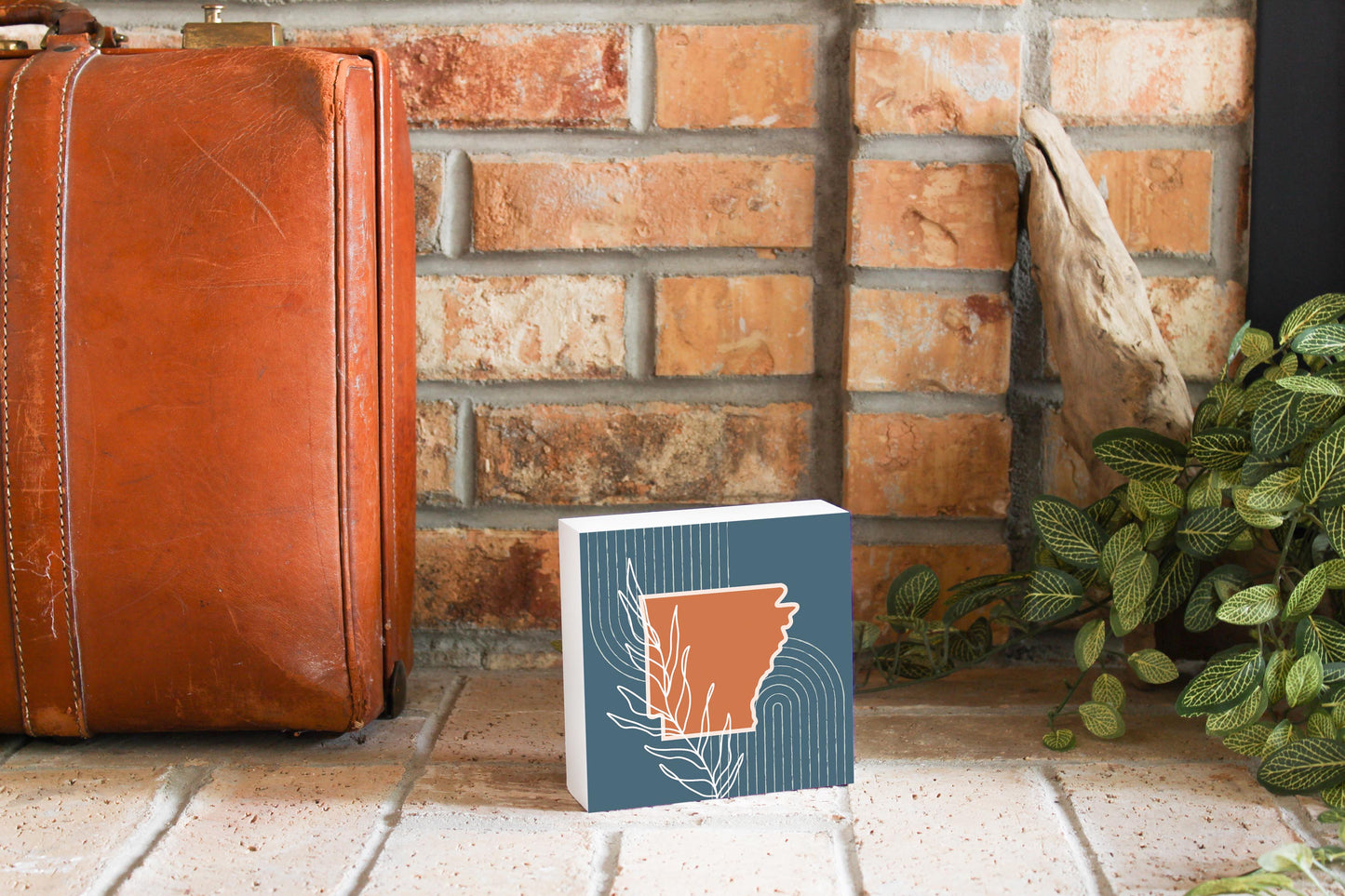 Modern Minimalist Arkansas State Shape With Leaf | Wood Block | Eaches | Min 4