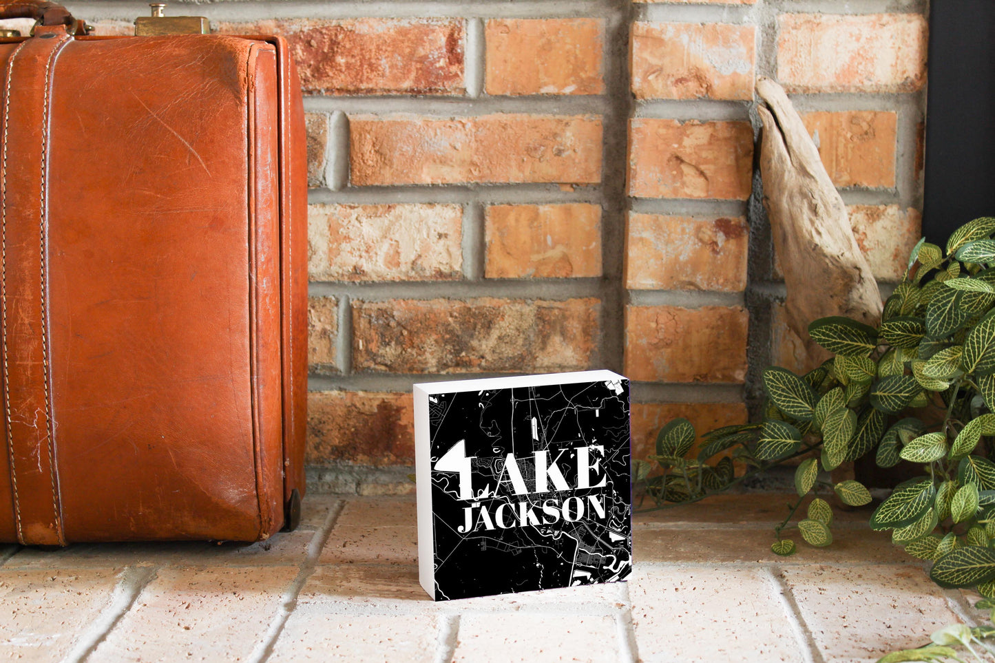 Minimalistic B&W Texas Lake Jackson Map | Wood Block | Eaches | Min 4