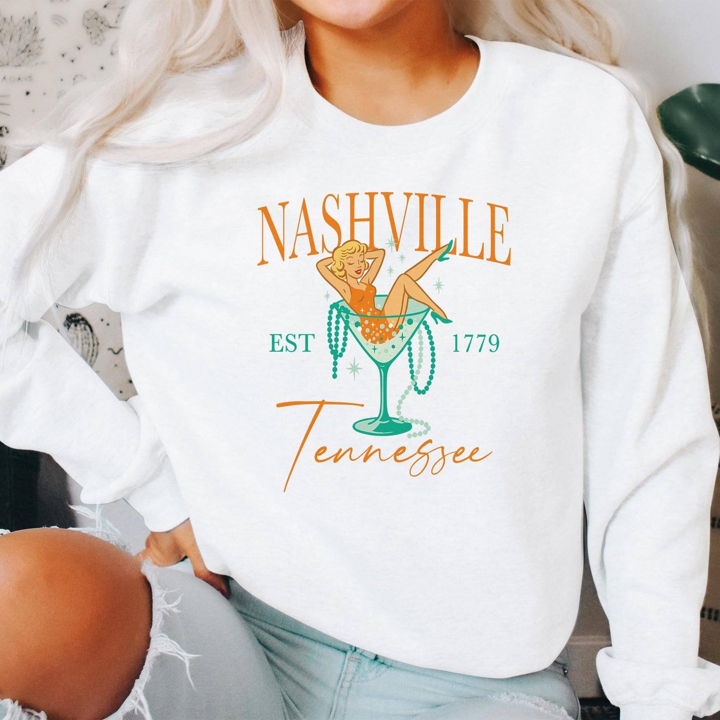 Gildan Sweatshirt White-Love+Local Showgirl