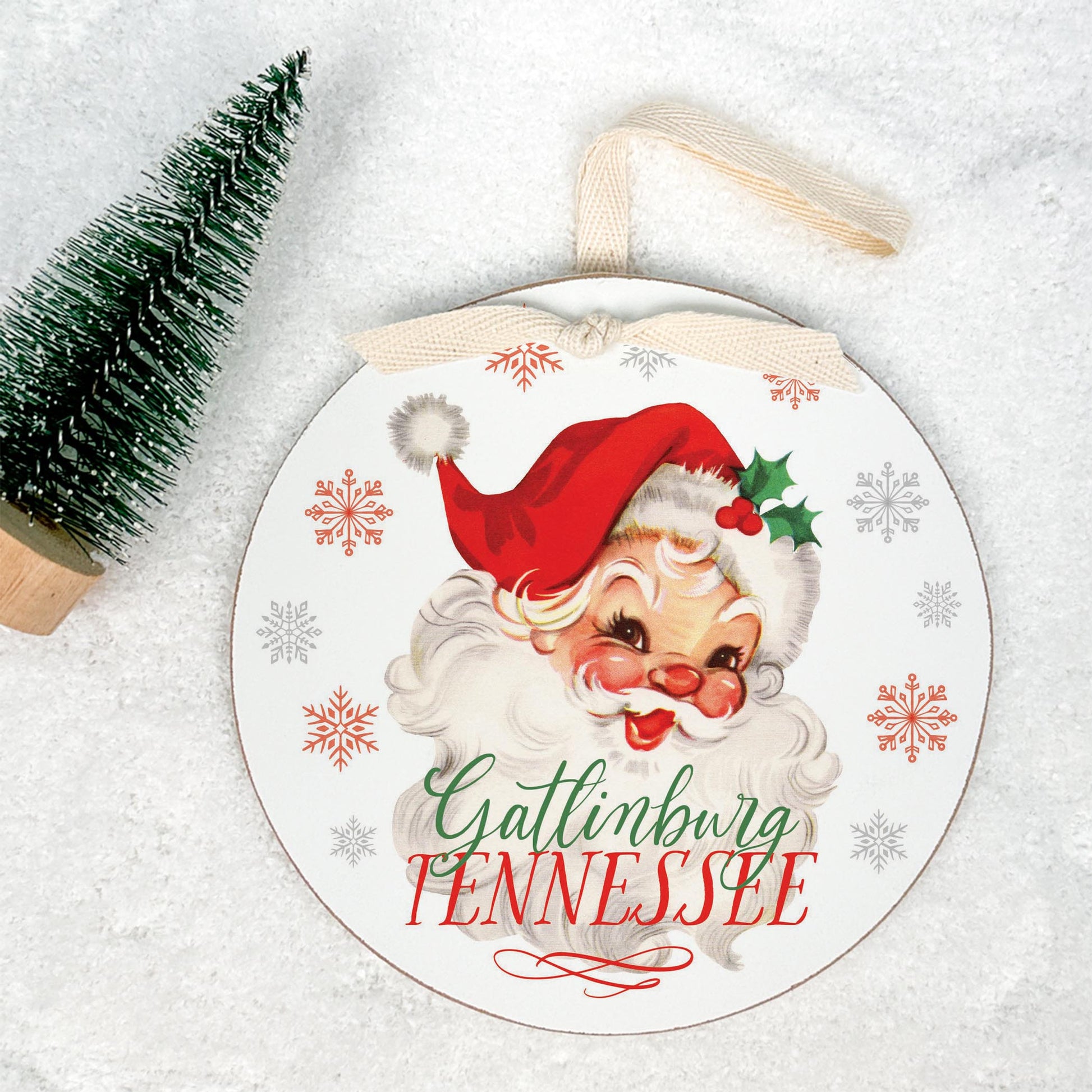 6" Round Ornament-Classic Santa Gatlinburg Tennessee -1