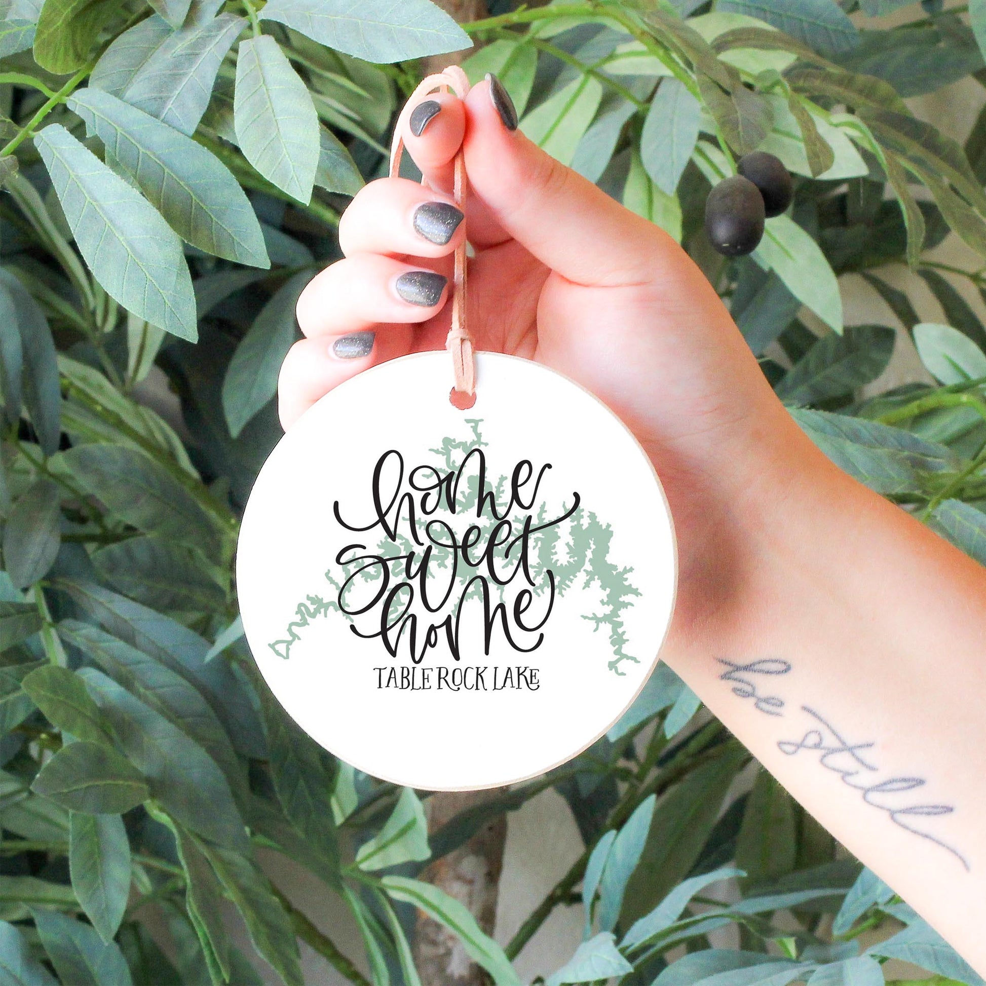 4" Round Ornament-Home Sweet Home Table Rock -4