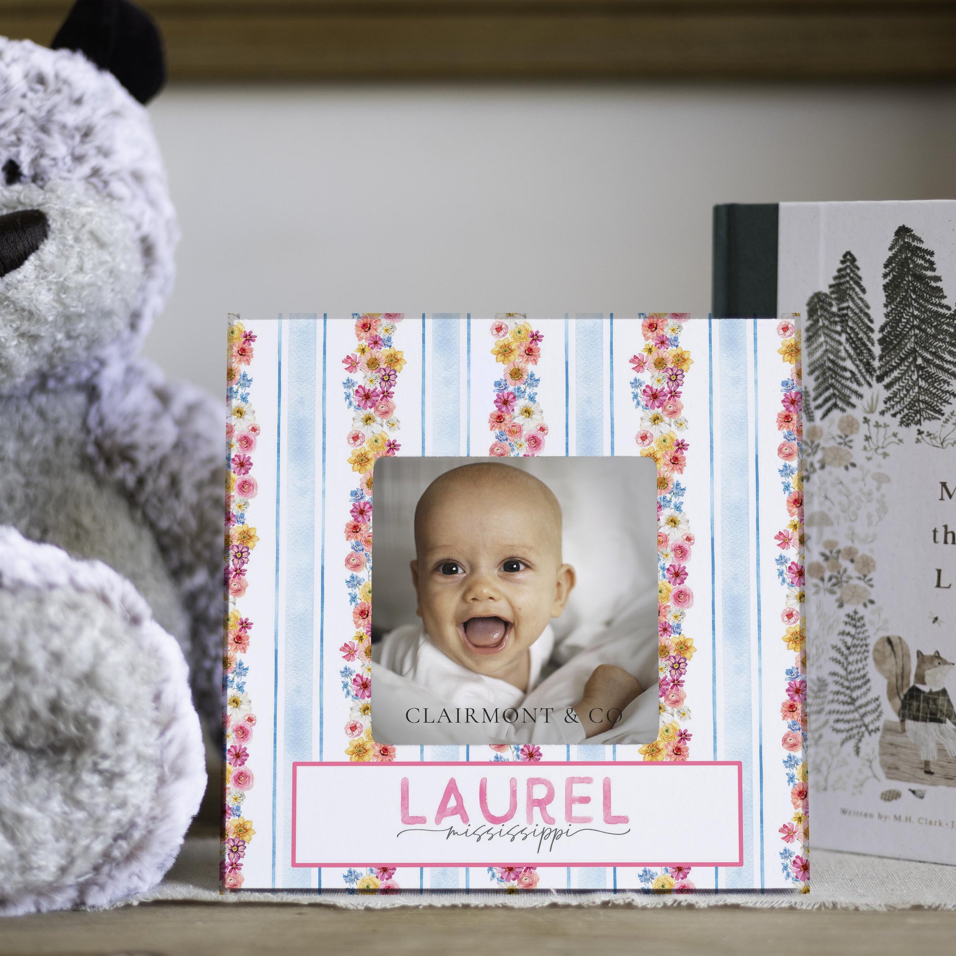 Simply Square Frame-Love+Local Fantasy Garden -2