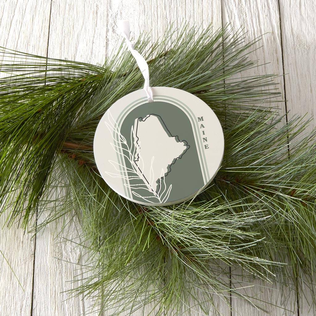 Vintage Groove State With Leaf Maine| Wood Ornament | Eaches | Min 6