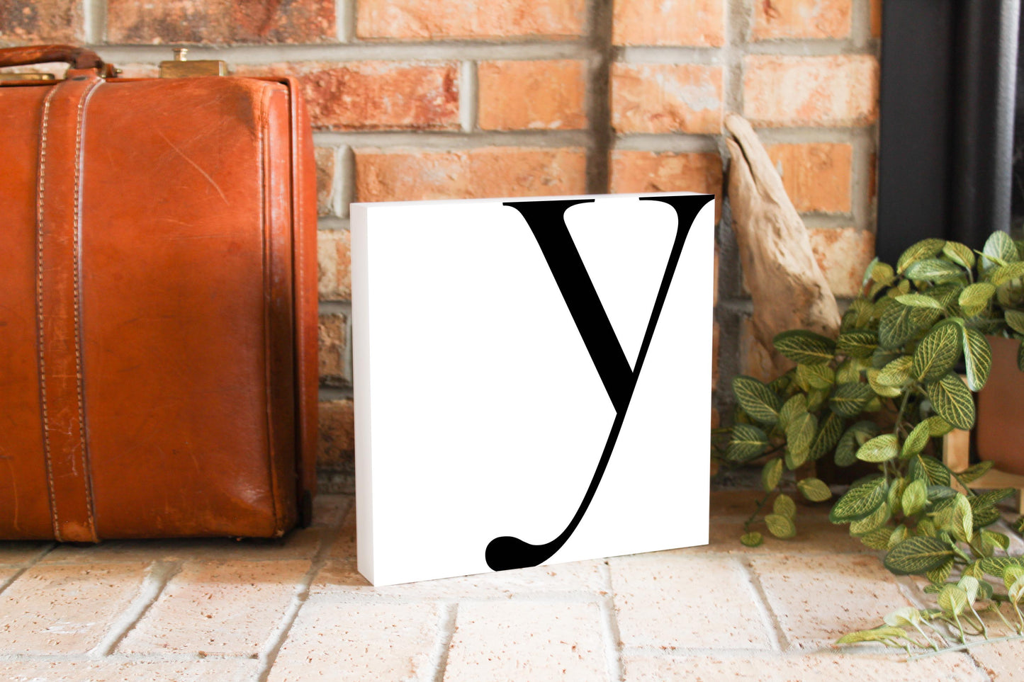 Minimal Monogram Y | Wood Block | Eaches | Min 2