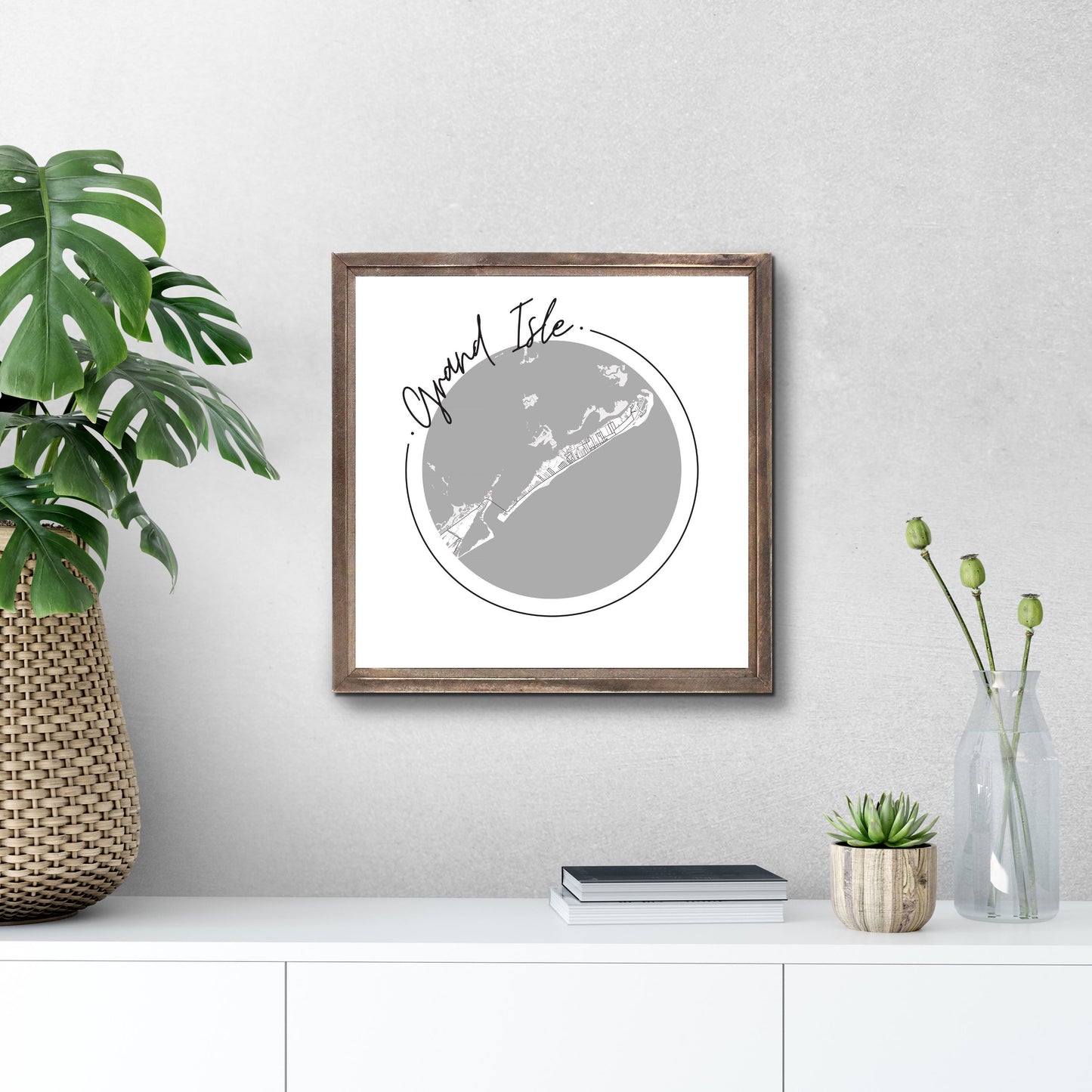 Minimalist B&W Louisiana Grand Isle Circle Map | Wood Sign | Eaches | Min 1