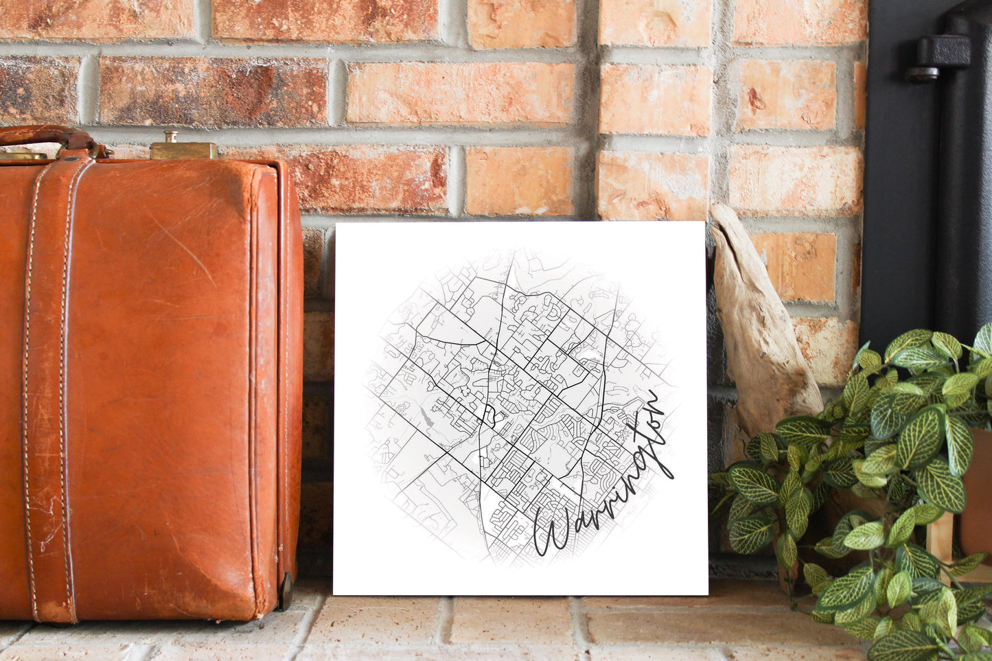 Minimalistic B&W Pennsylvania Warrington Circle Map | Wood Sign | Eaches | Min 2