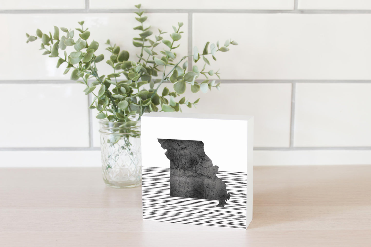 Minimalist B&W Missouri State With Straight Lines | Wood Block | Eaches | Min 4