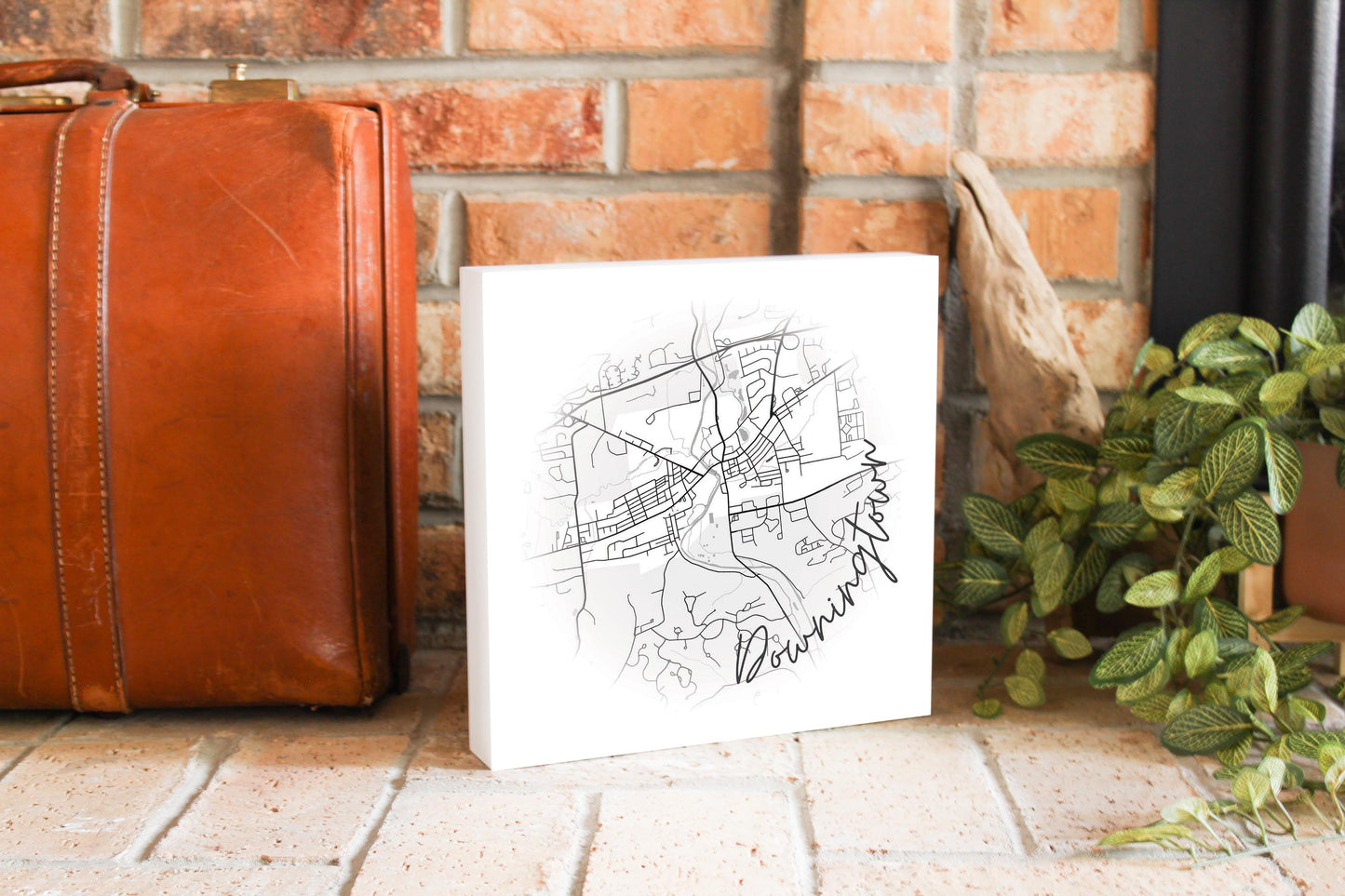 Minimalistic B&W Pennsylvania Downingtown Circle Map | Wood Block | Eaches | Min 2