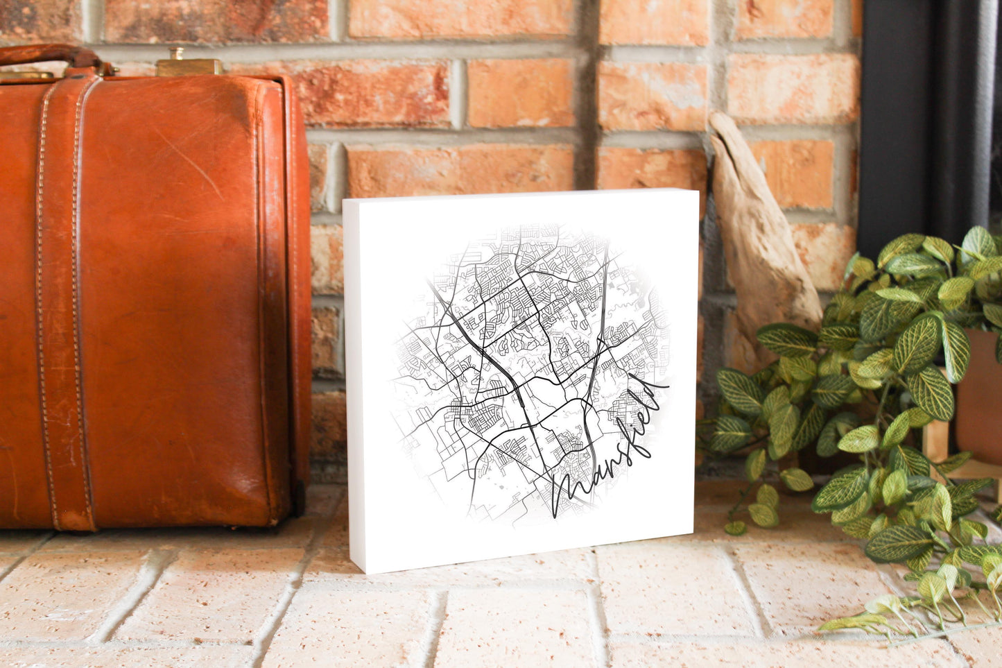Minimalistic B&W Texas Mansfield Circle Map | Wood Block | Eaches | Min 2