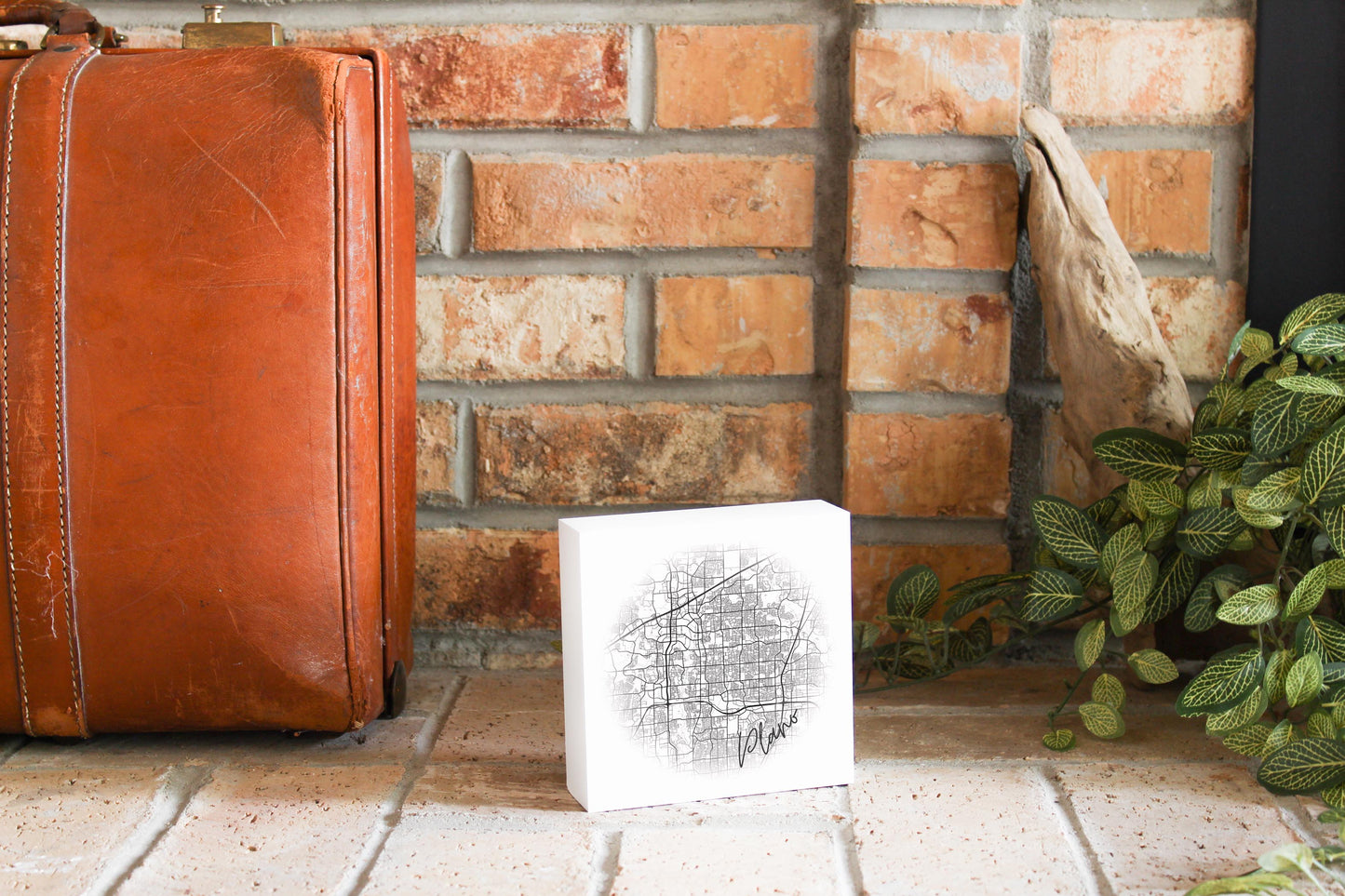 Minimalistic B&W Texas Plano Circle Map | Wood Block | Eaches | Min 4