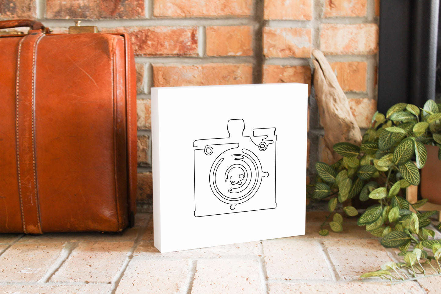 Vintage Camera Line Drawing On White | Wood Block | Eaches | Min 2
