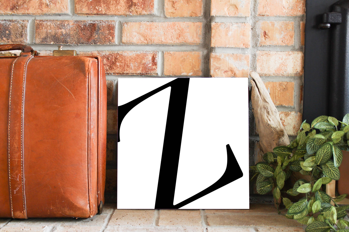 Minimal Monogram Z | Wood Sign | Eaches | Min 2