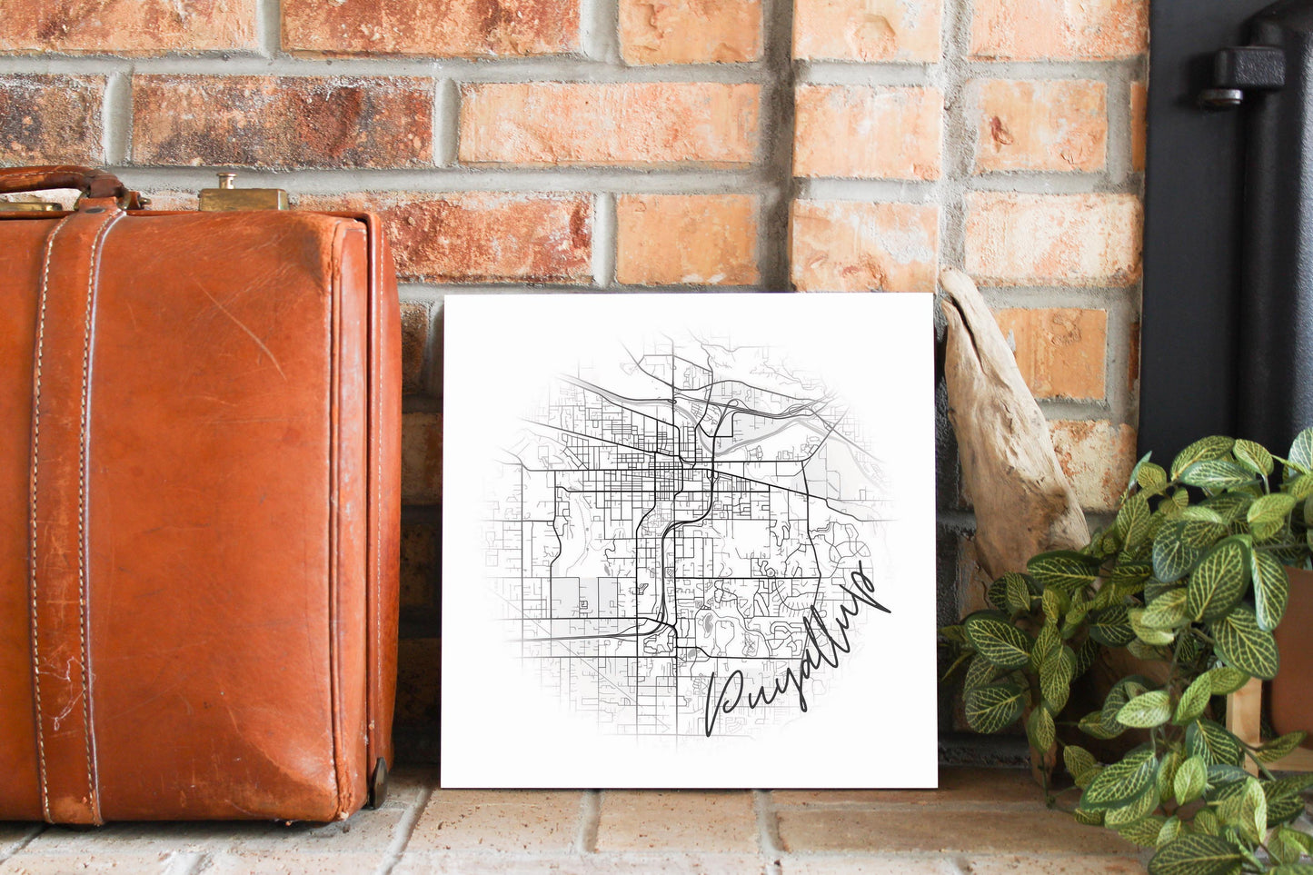 Minimalistic B&W Washington Puyallup Circle Map | Wood Sign | Eaches | Min 2