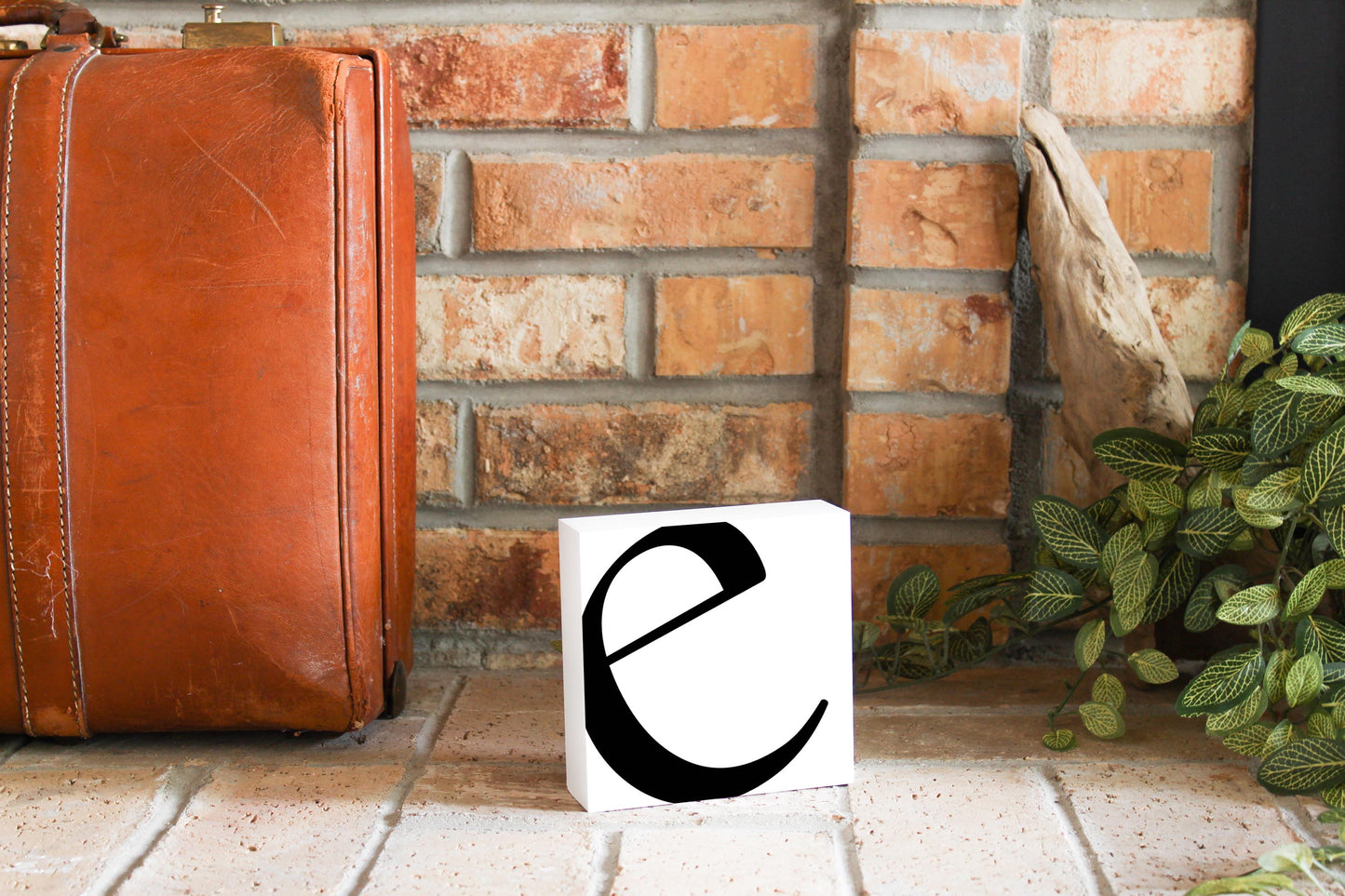 Minimal Monogram E| Wood Block | Eaches | Min 4