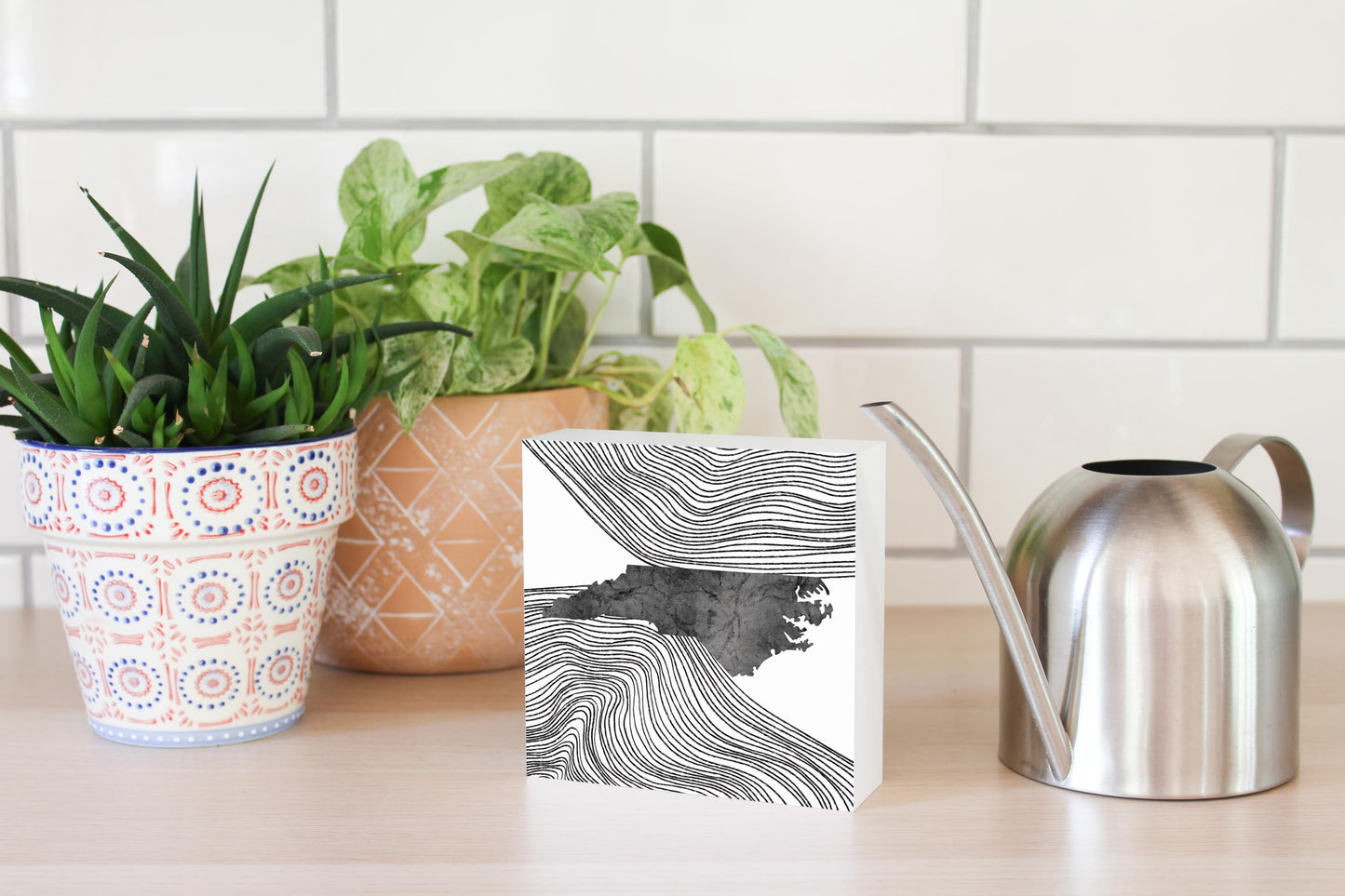 Minimalistic B&W North Carolina State With Fluid Lines | Wood Block | Eaches | Min 4