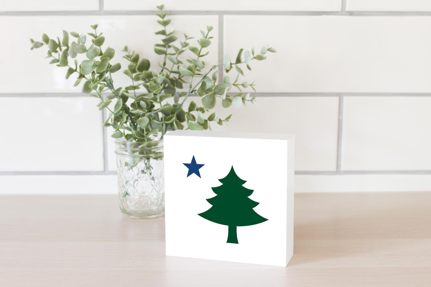 New England Star And Tree | Wood Block | Eaches | Min 4